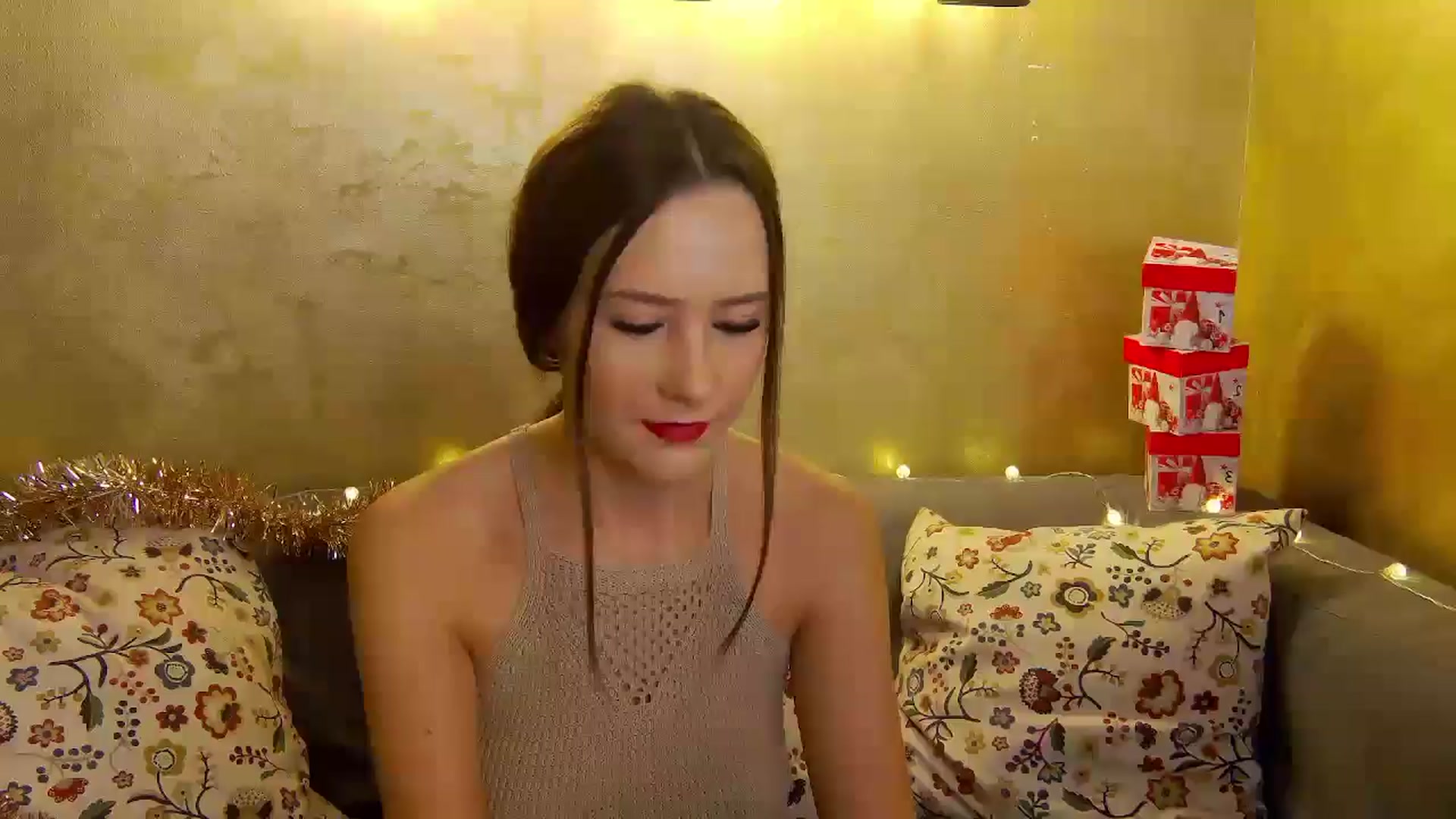 Gallery image thumbnail from Radiance's myfreecams stream on, 12/20/2024, 14:47 image 20 of 20
