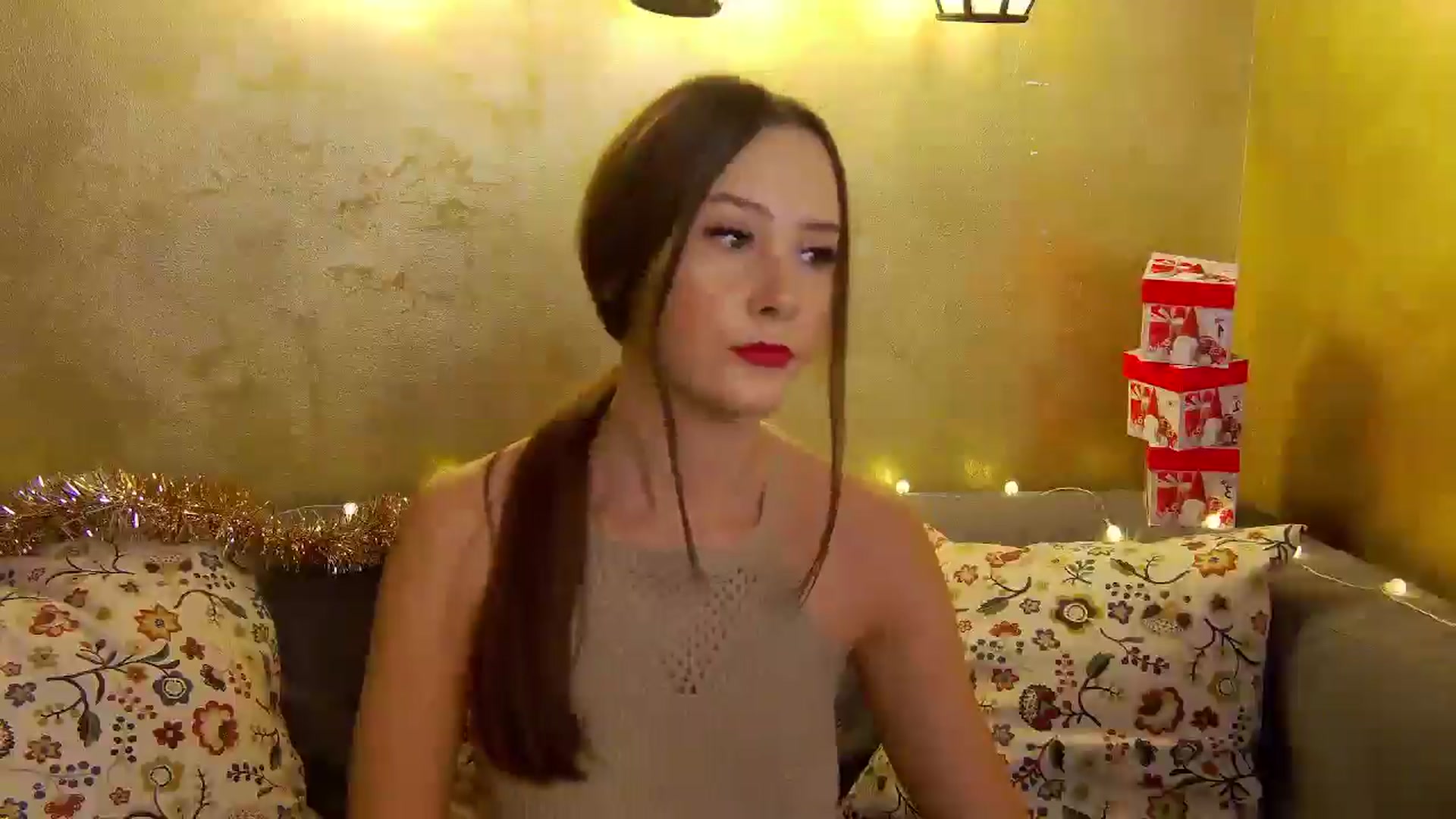 Gallery image thumbnail from Radiance's myfreecams stream on, 12/20/2024, 14:47 image 9 of 20