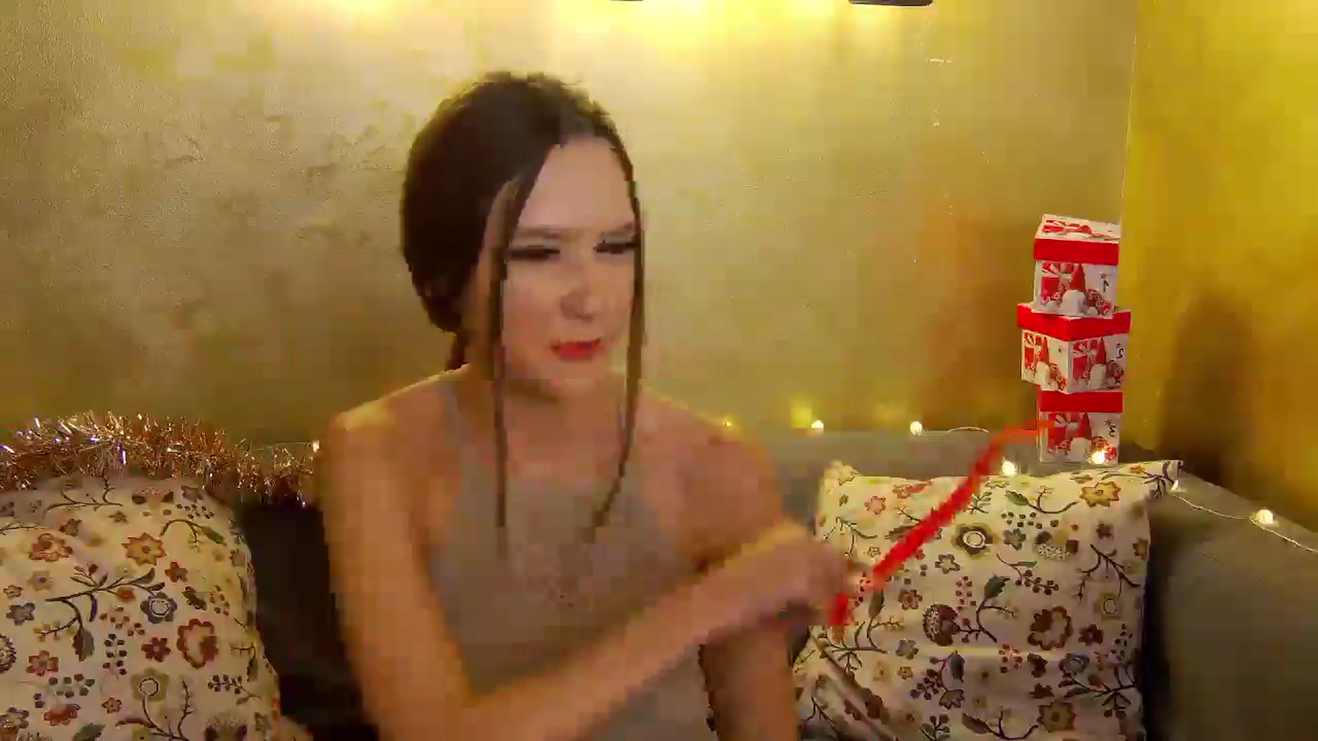Gallery image thumbnail from Radiance's myfreecams stream on, 12/20/2024, 14:47 image 19 of 20