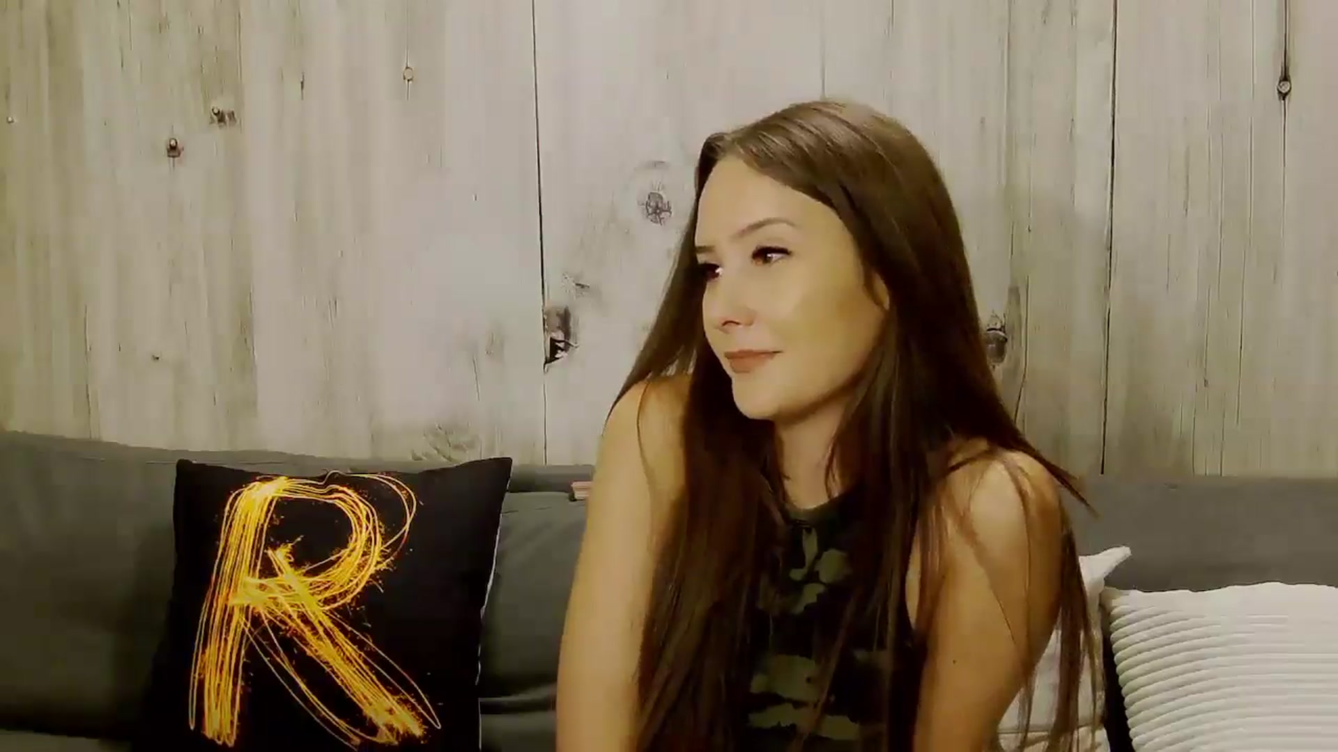 Gallery image thumbnail from Radiance's myfreecams stream on, 12/21/2024, 18:18 image 14 of 20