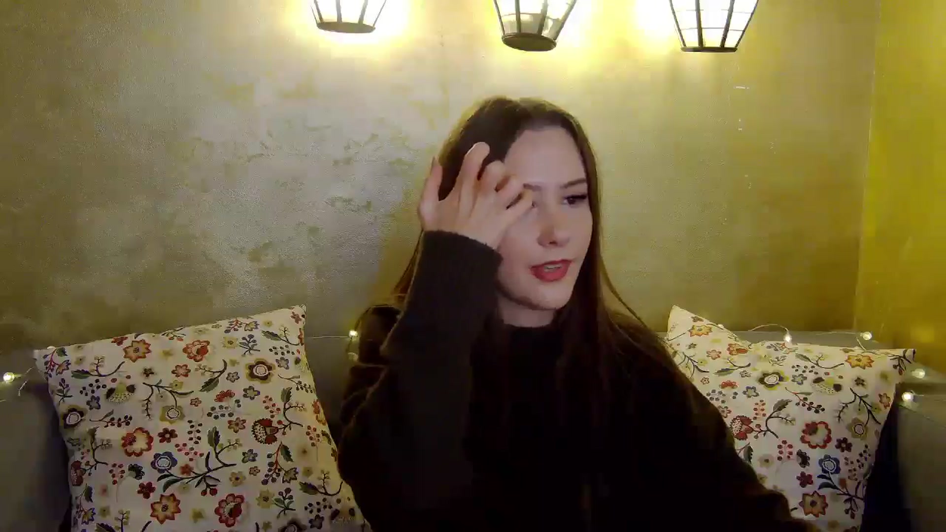 Gallery image thumbnail from Radiance's myfreecams stream on, 12/23/2024, 16:20 image 14 of 20