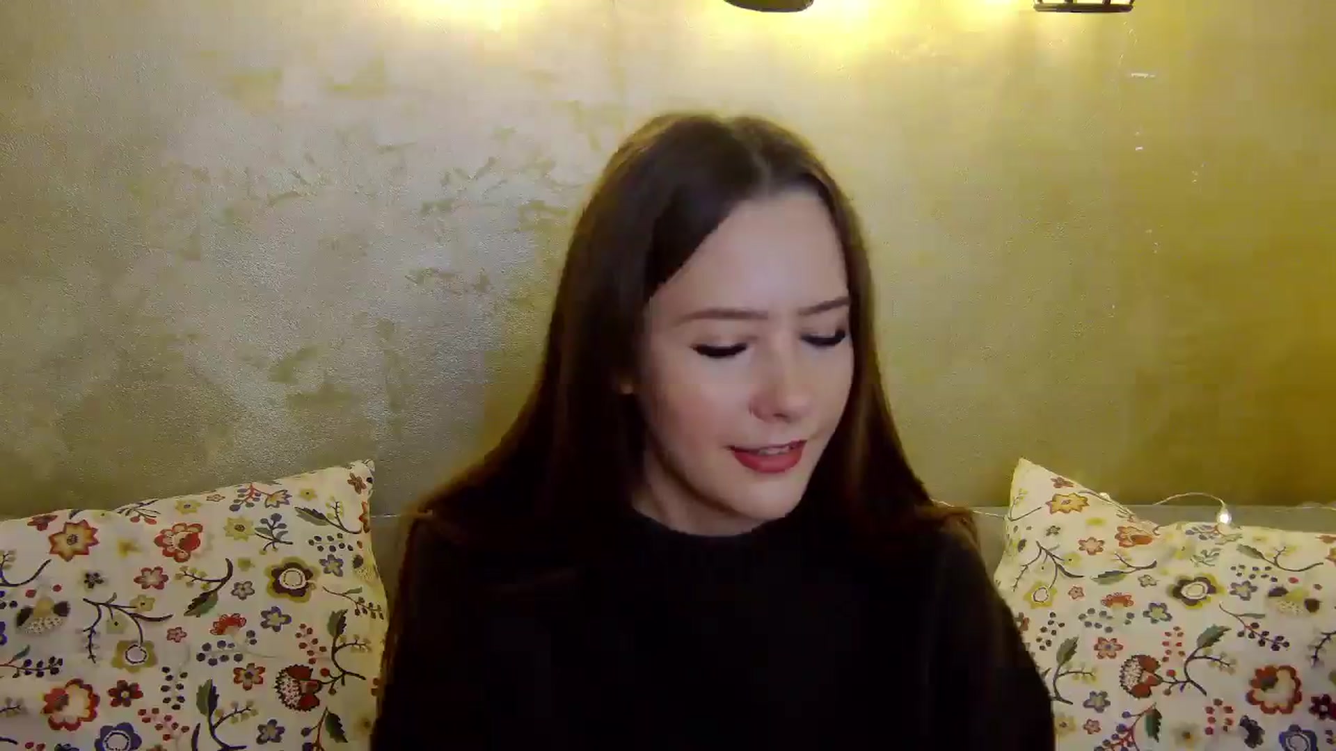 Gallery image thumbnail from Radiance's myfreecams stream on, 12/23/2024, 16:20 image 9 of 20