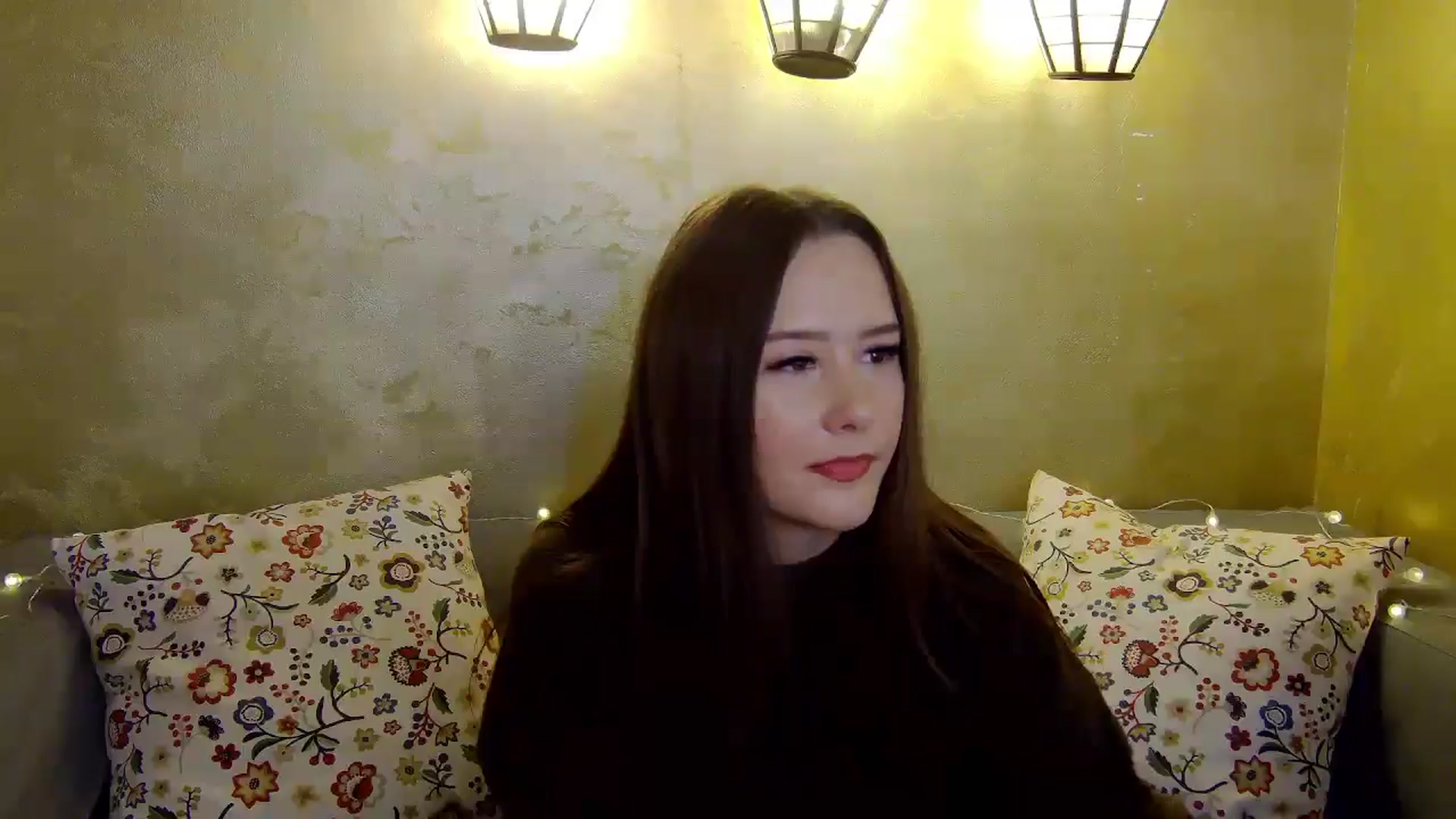Gallery image thumbnail from Radiance's myfreecams stream on, 12/23/2024, 16:20 image 13 of 20