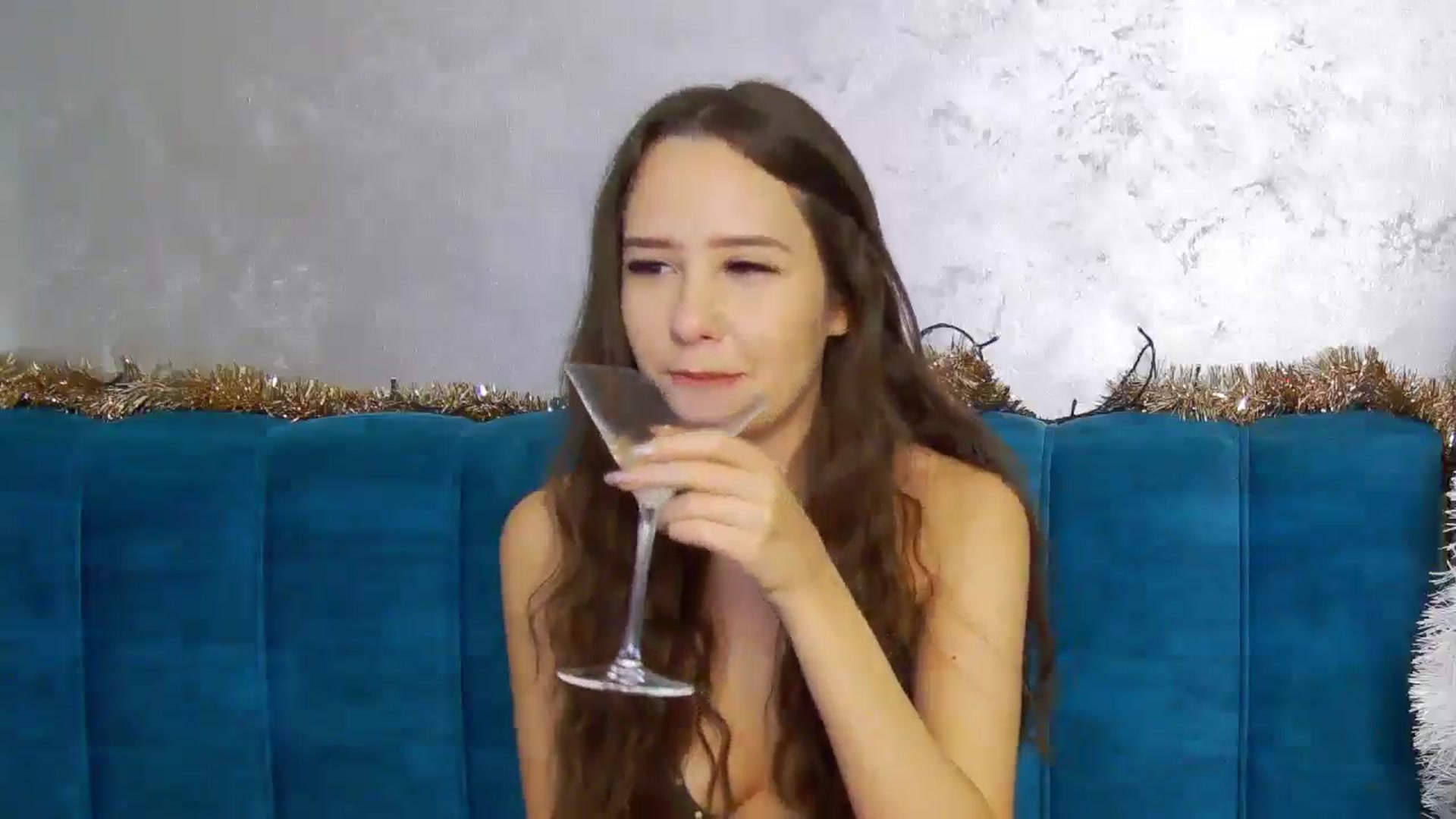 Gallery image thumbnail from Radiance's myfreecams stream on, 12/27/2024, 20:59 image 3 of 20