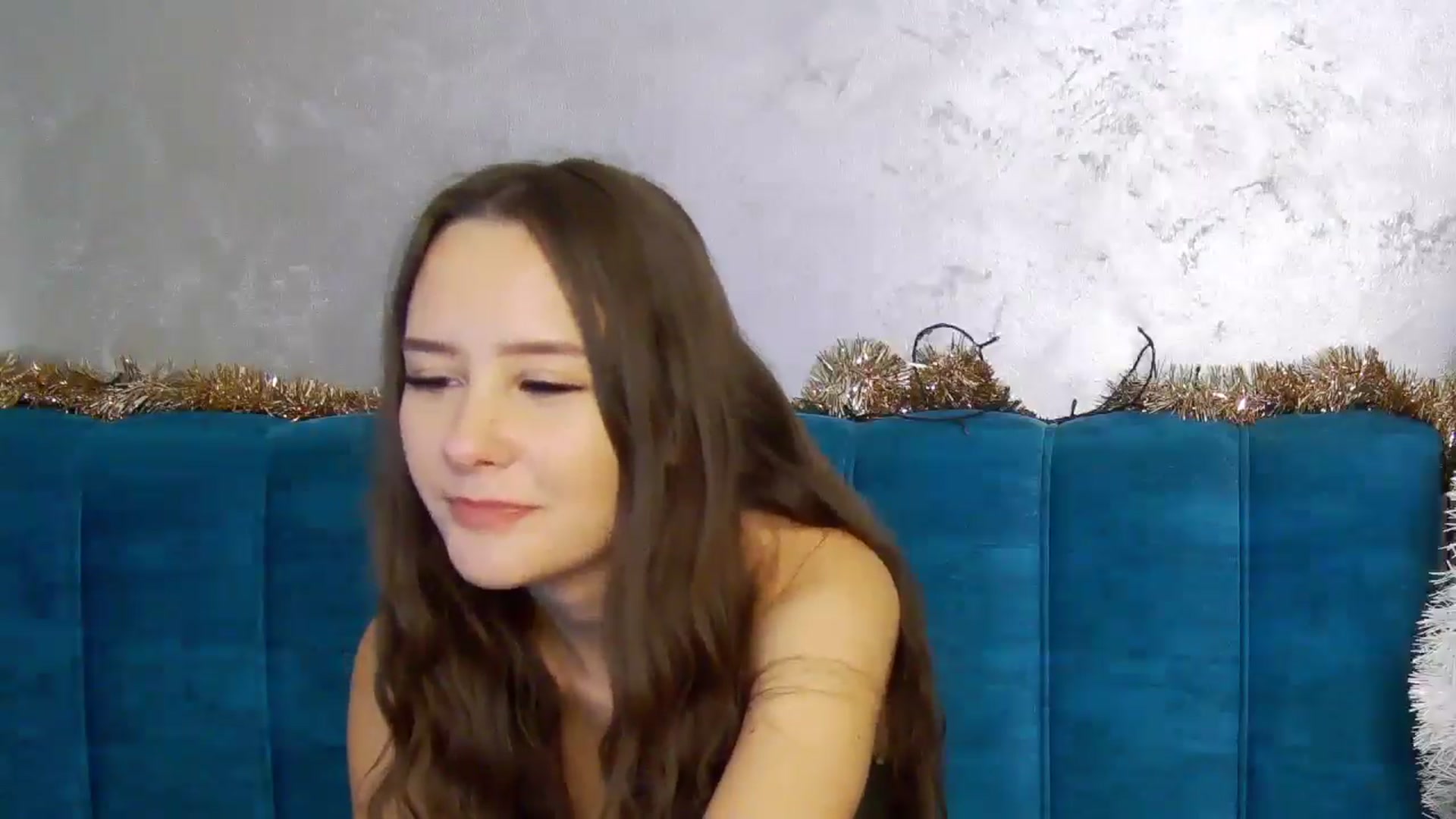 Gallery image thumbnail from Radiance's myfreecams stream on, 12/27/2024, 20:59 image 2 of 20