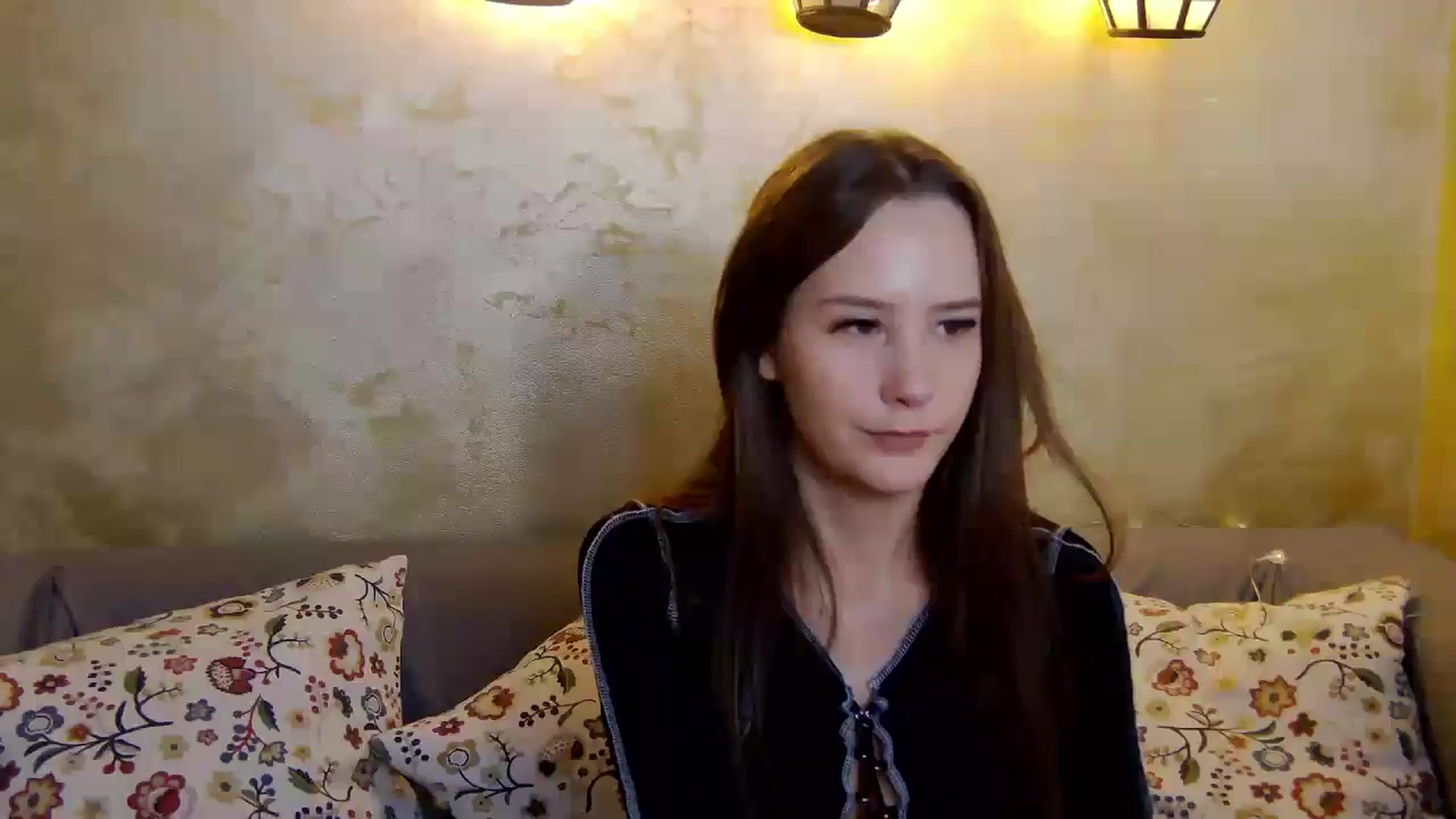 Gallery image thumbnail from Radiance's myfreecams stream on, 12/30/2024, 21:41 image 11 of 20