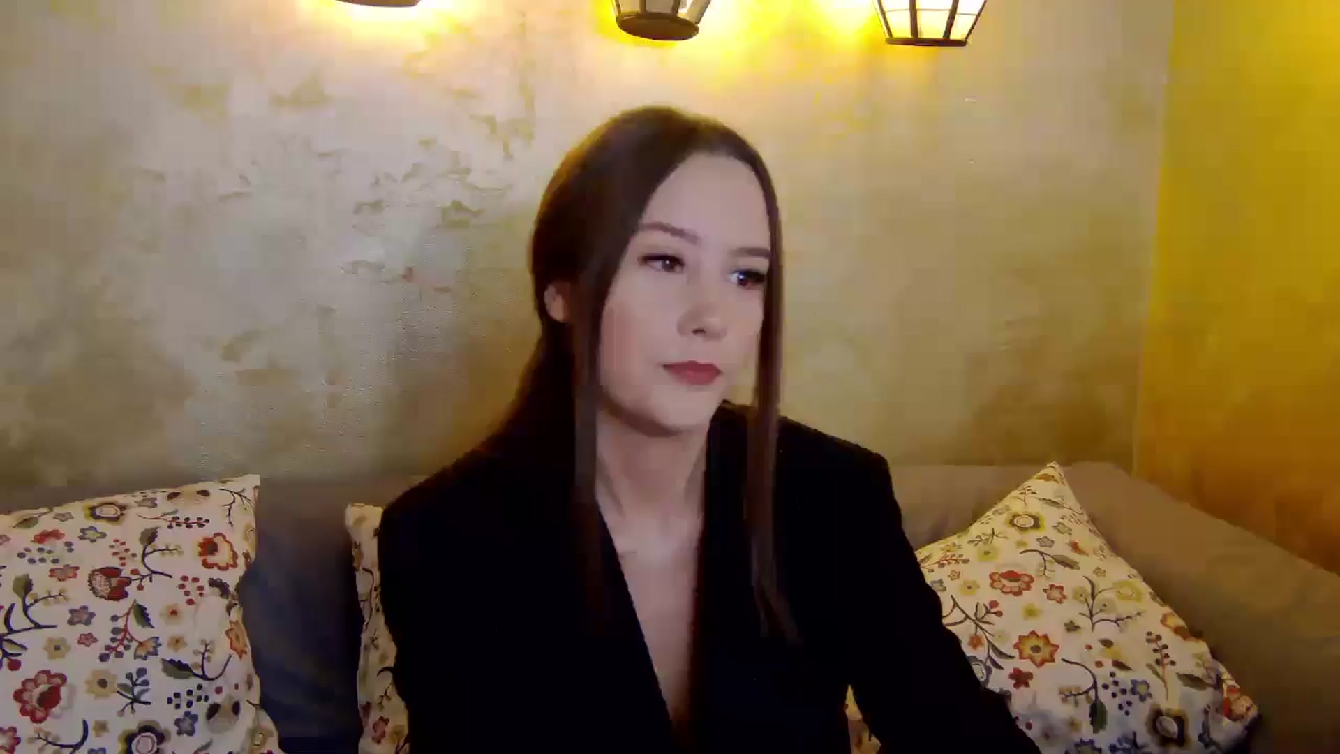 Gallery image thumbnail from Radiance's myfreecams stream on, 01/05/2025, 14:09 image 1 of 20