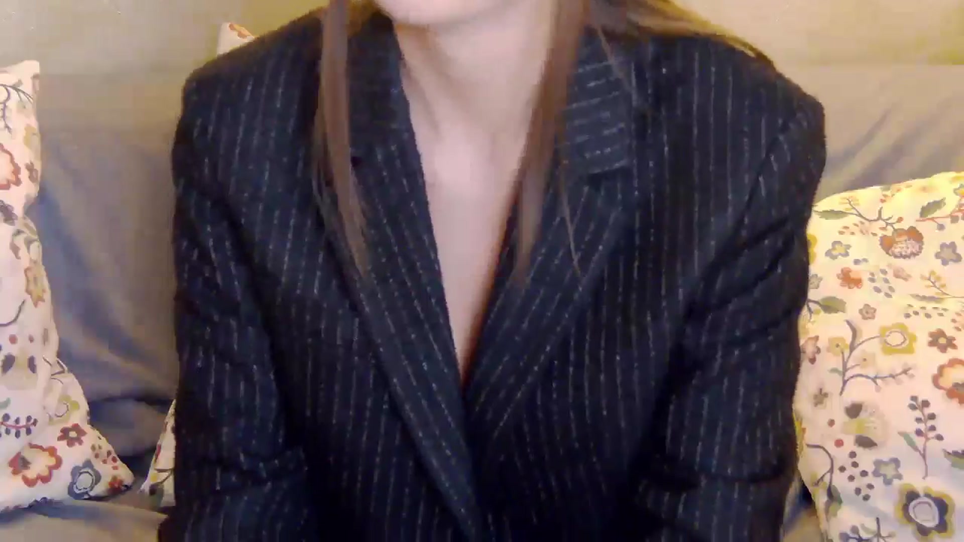Gallery image thumbnail from Radiance's myfreecams stream on, 01/05/2025, 15:12 image 18 of 20