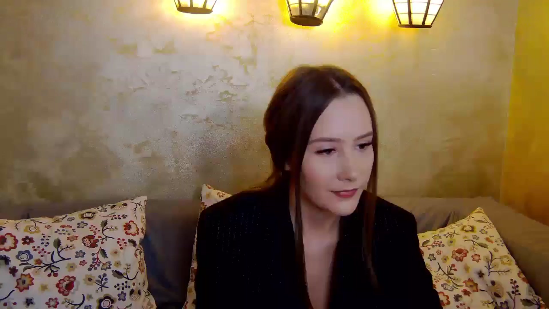 Gallery image thumbnail from Radiance's myfreecams stream on, 01/05/2025, 15:12 image 6 of 20