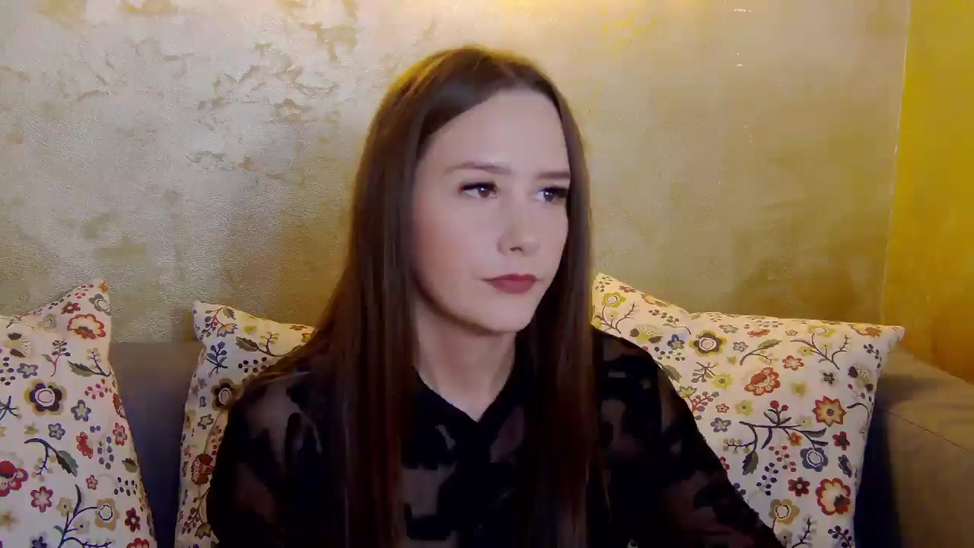 Gallery image thumbnail from Radiance's myfreecams stream on, 01/06/2025, 15:57 image 11 of 20