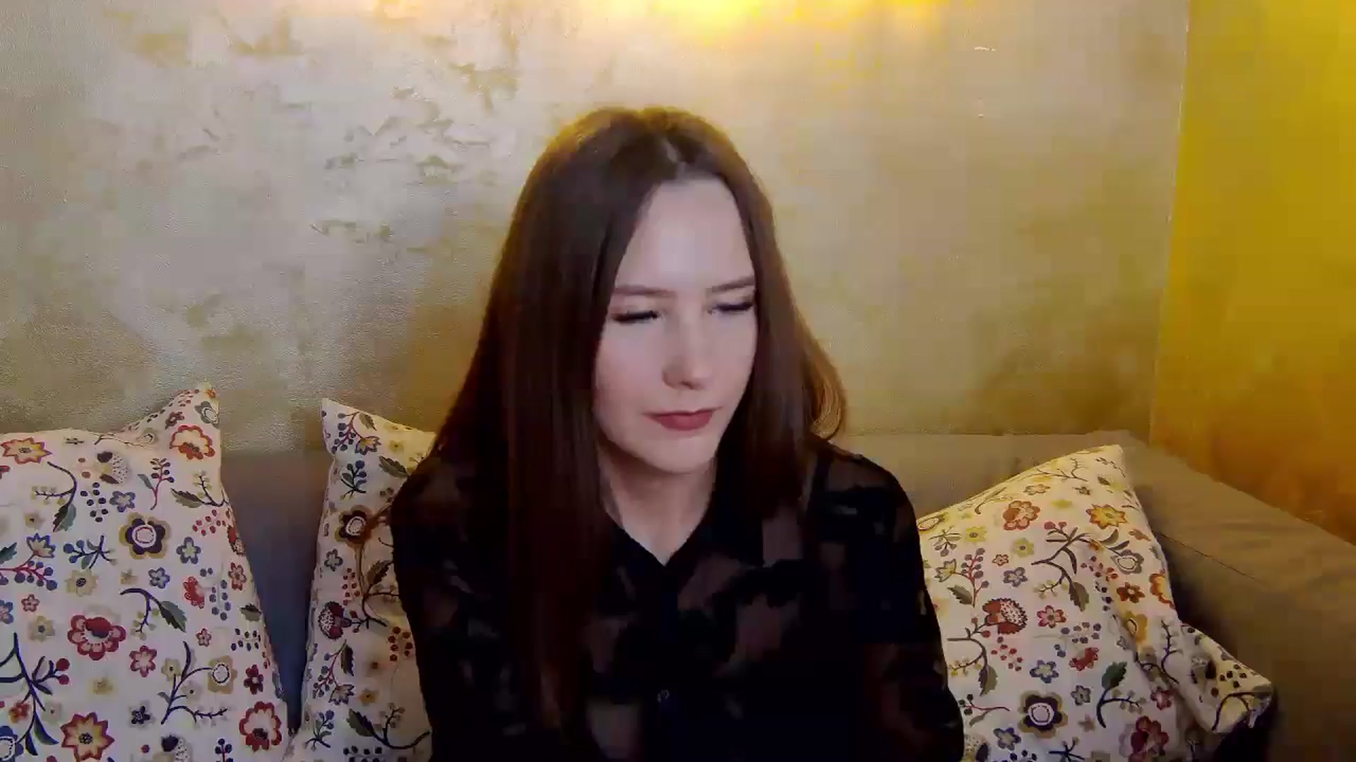 Gallery image thumbnail from Radiance's myfreecams stream on, 01/06/2025, 20:02 image 15 of 20