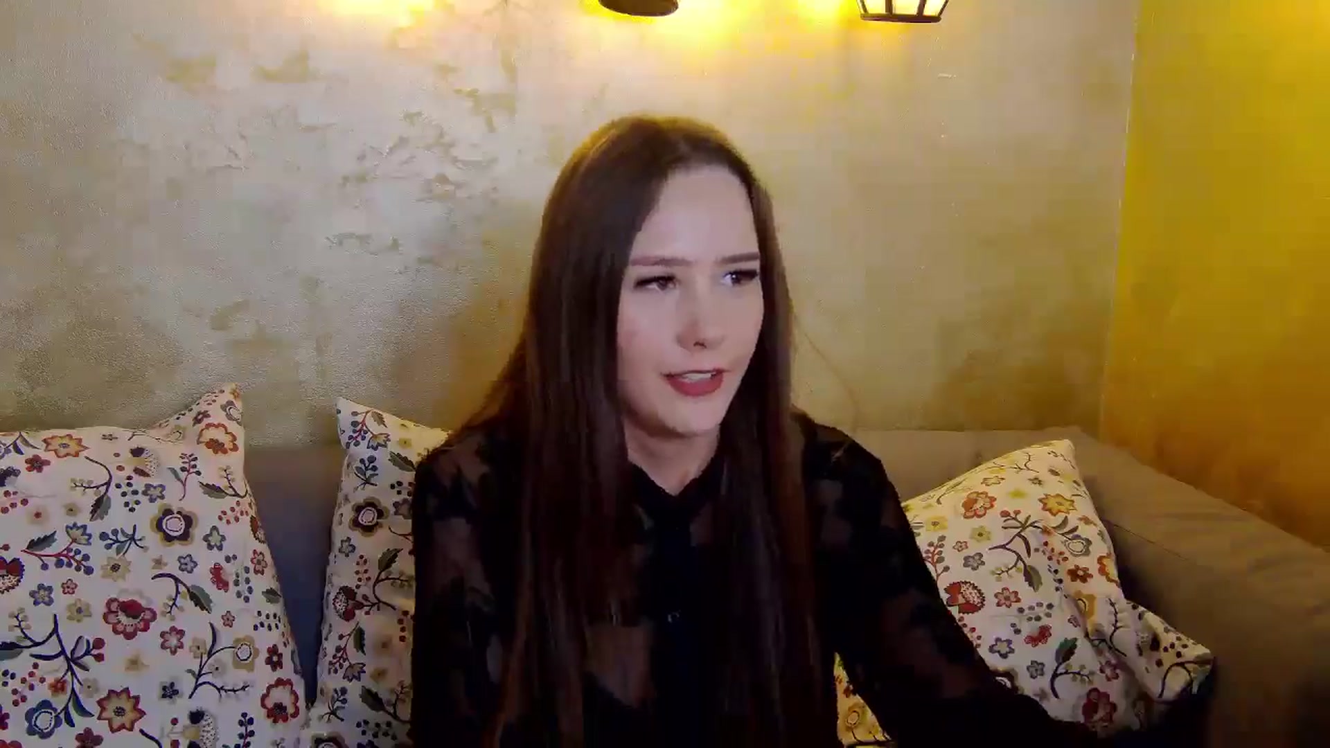 Gallery image thumbnail from Radiance's myfreecams stream on, 01/06/2025, 20:02 image 8 of 20
