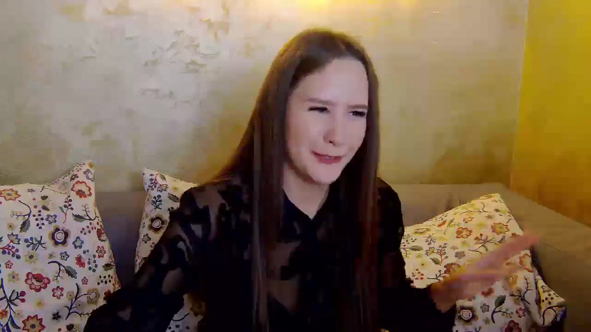 Gallery image thumbnail from Radiance's myfreecams stream on, 01/06/2025, 20:29 image 15 of 20