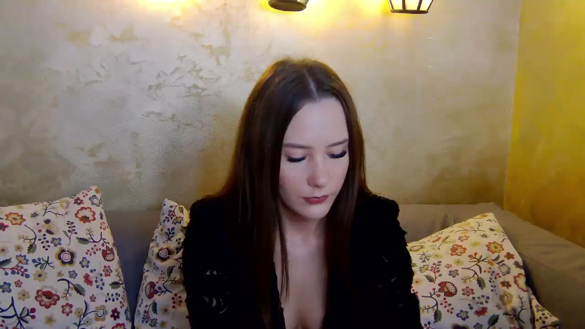 Gallery image thumbnail from Radiance's myfreecams stream on, 01/08/2025, 14:51 image 20 of 20