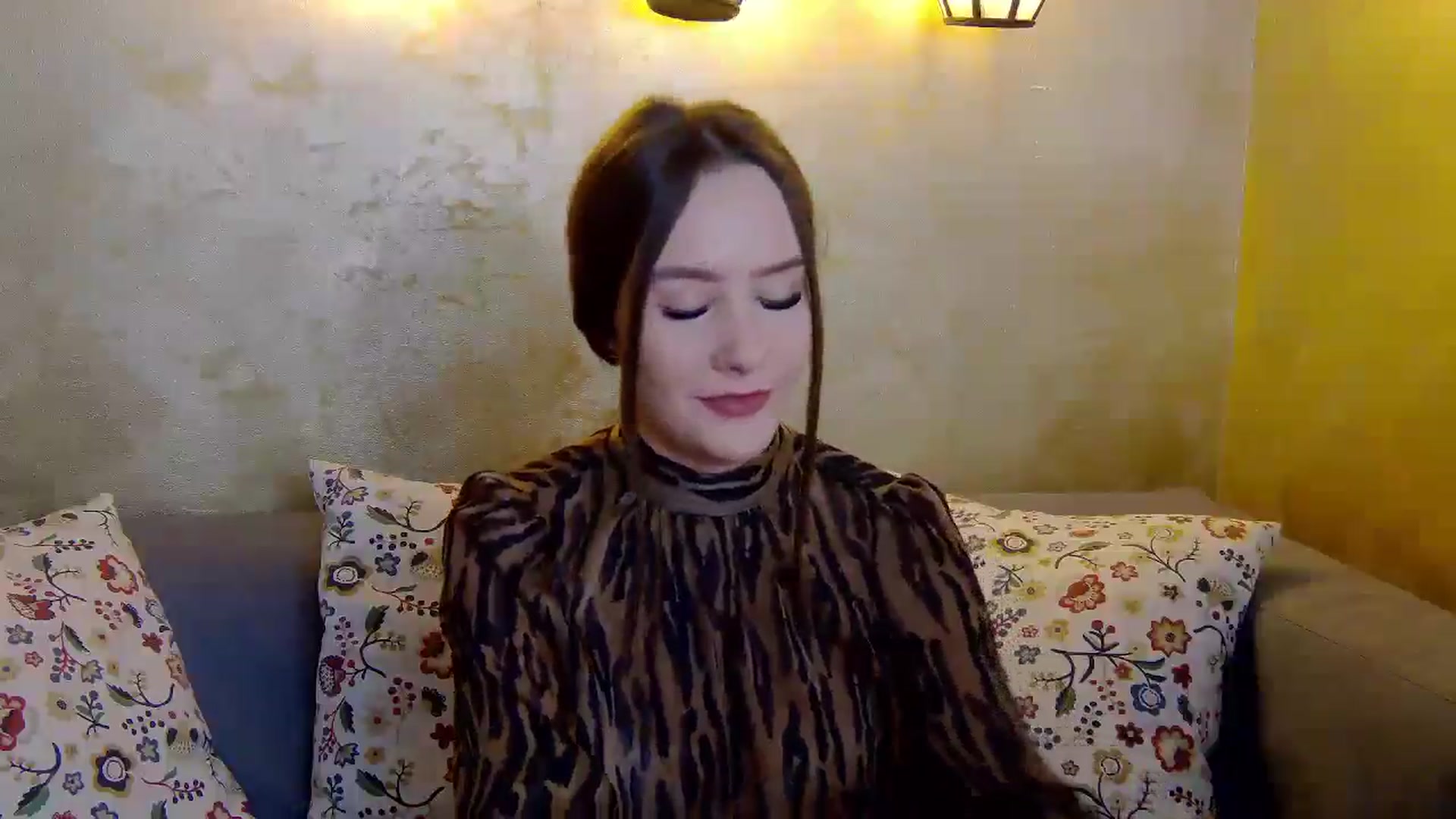Gallery image thumbnail from Radiance's myfreecams stream on, 01/10/2025, 14:42 image 3 of 20