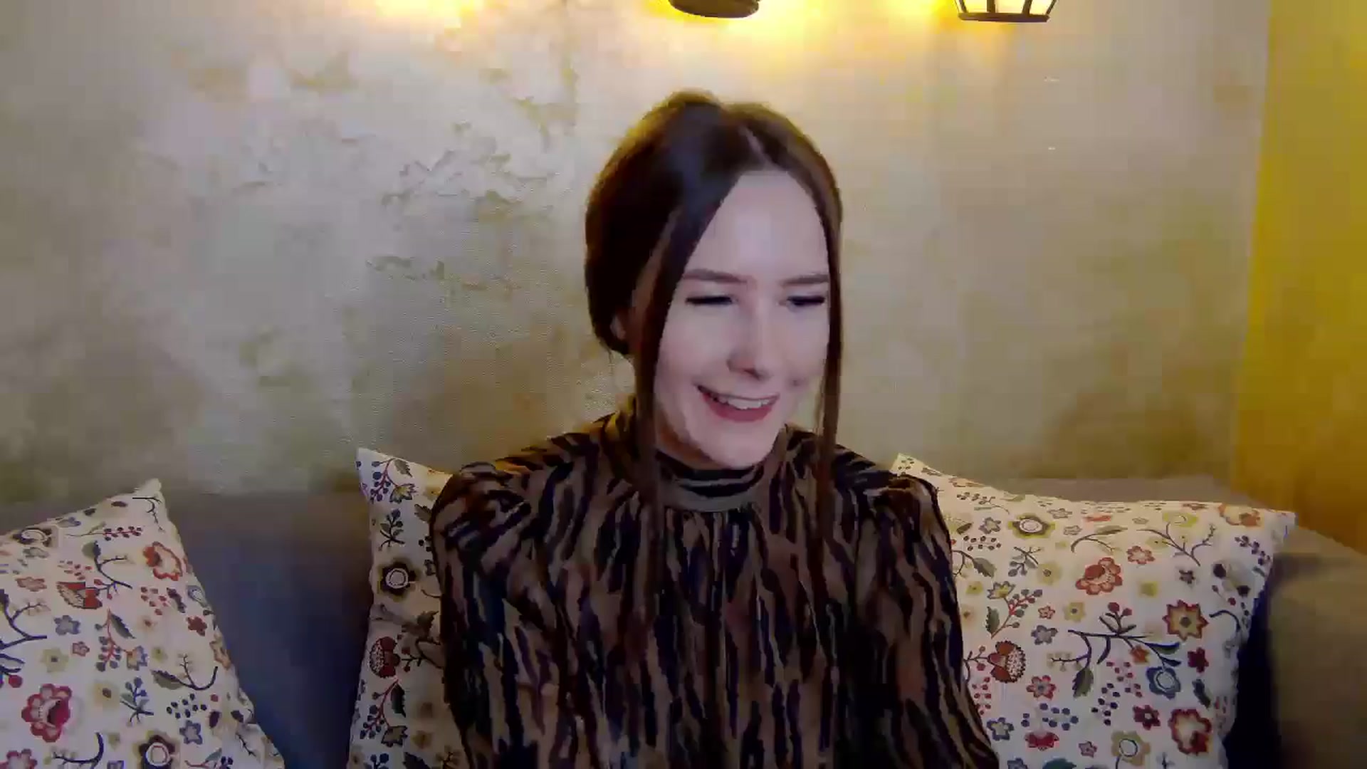 Gallery image thumbnail from Radiance's myfreecams stream on, 01/10/2025, 18:11 image 15 of 20