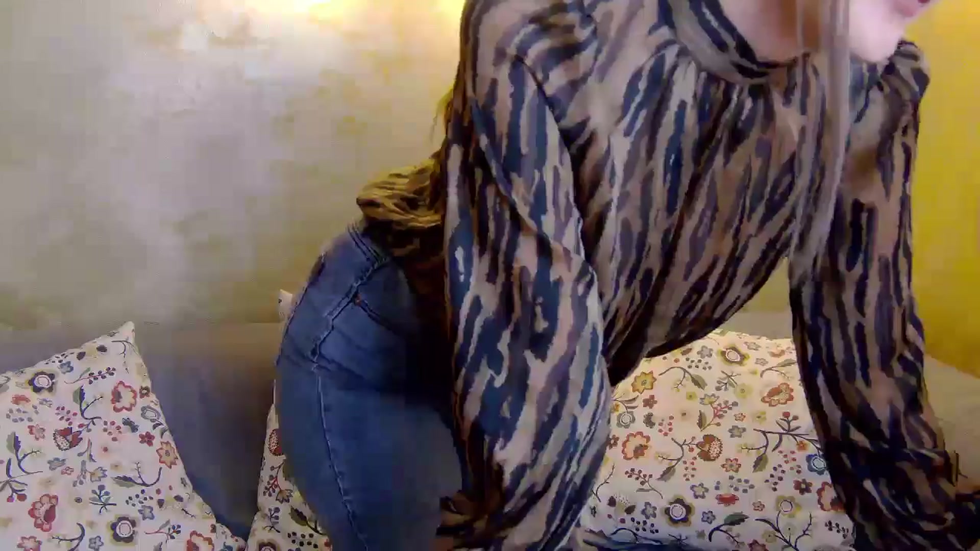Gallery image thumbnail from Radiance's myfreecams stream on, 01/10/2025, 19:54 image 4 of 20