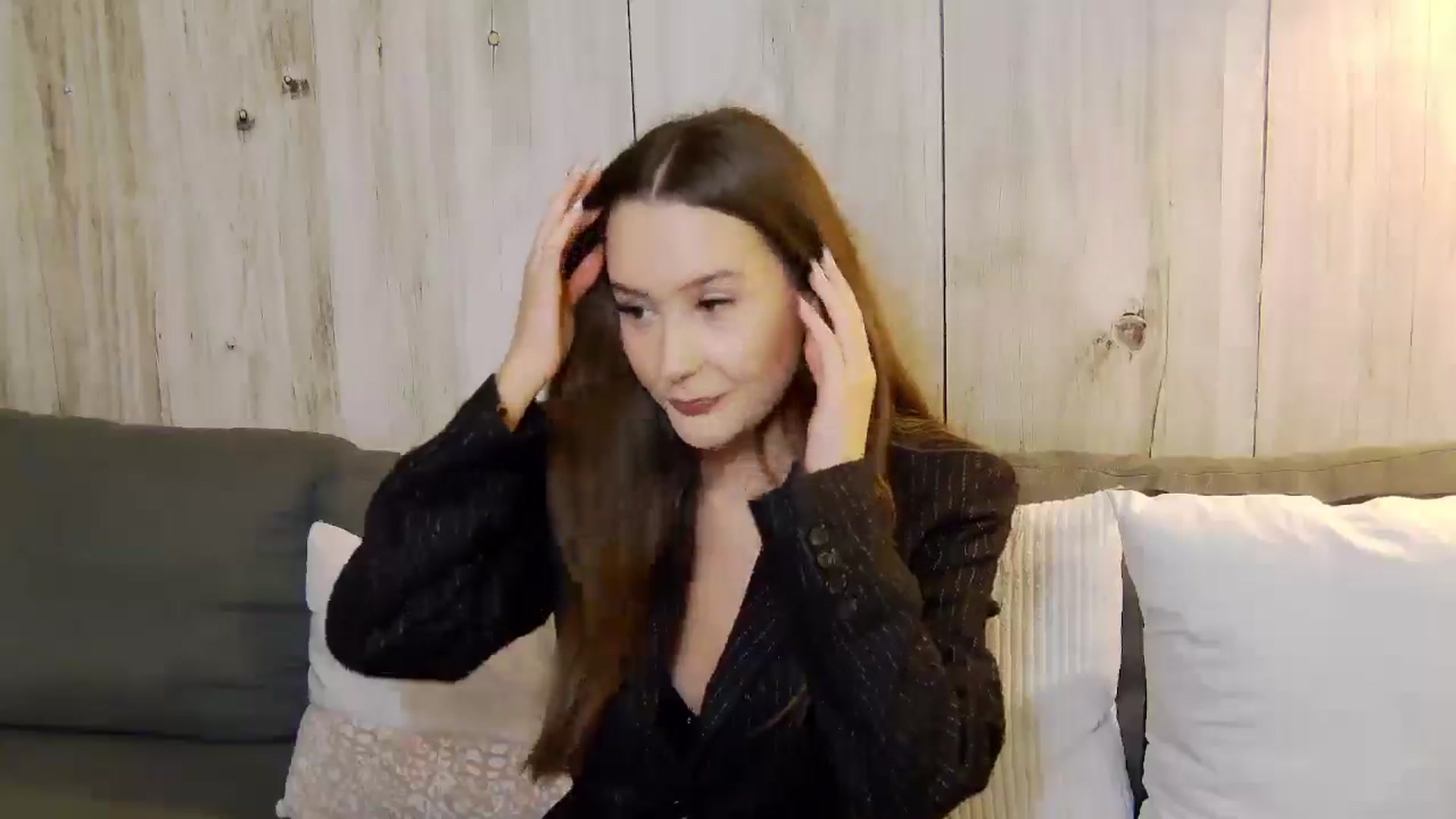 Gallery image thumbnail from Radiance's myfreecams stream on, 01/11/2025, 16:24 image 19 of 20