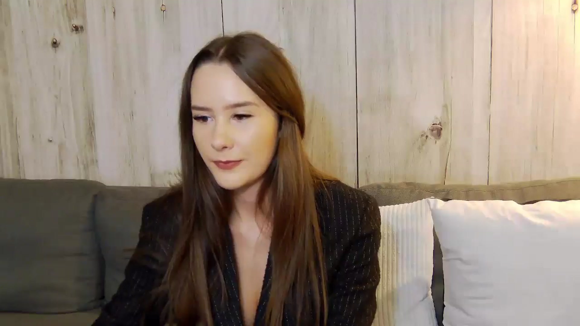 Gallery image thumbnail from Radiance's myfreecams stream on, 01/11/2025, 18:45 image 8 of 20