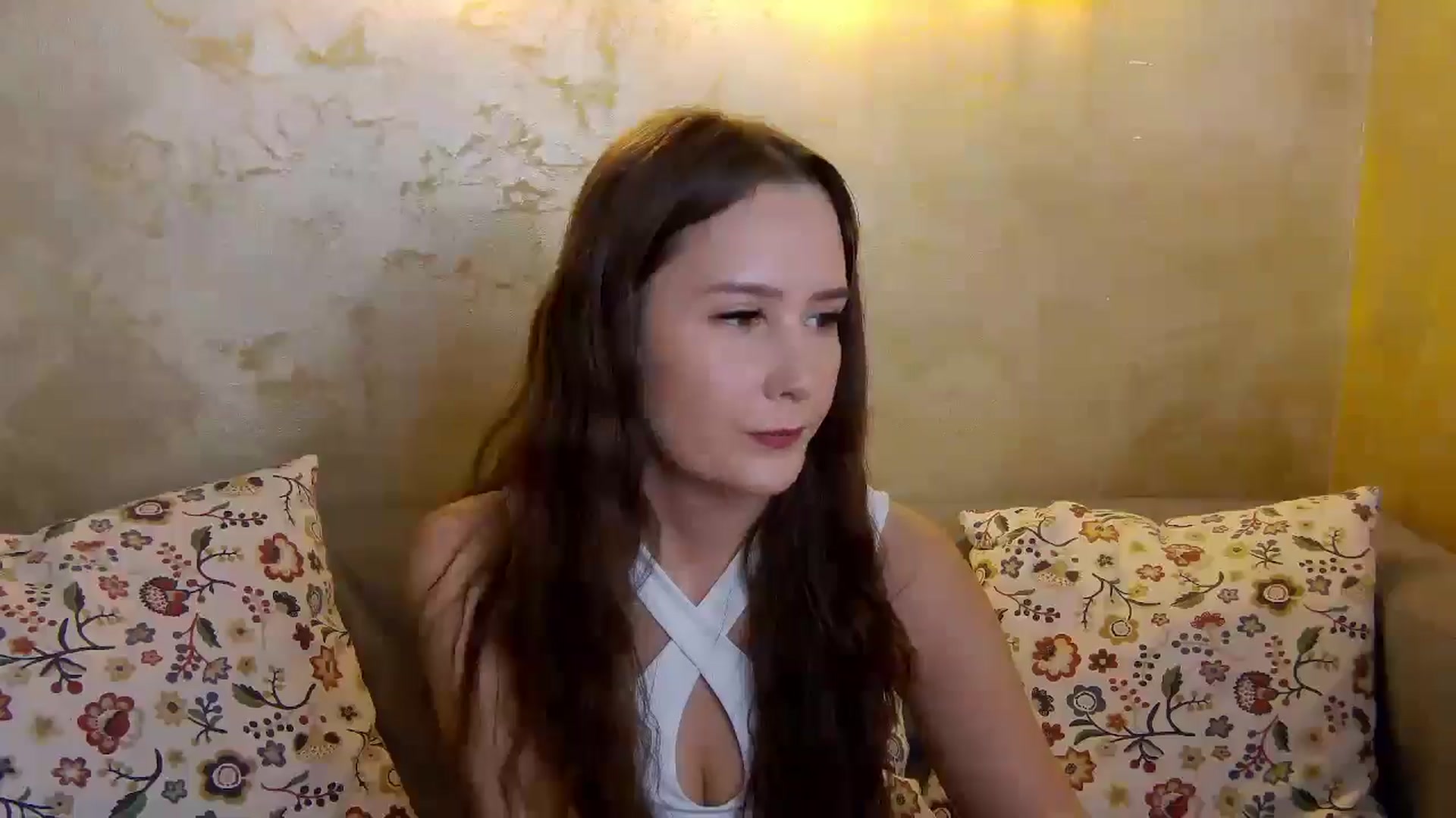Gallery image thumbnail from Radiance's myfreecams stream on, 01/13/2025, 16:21 image 16 of 20