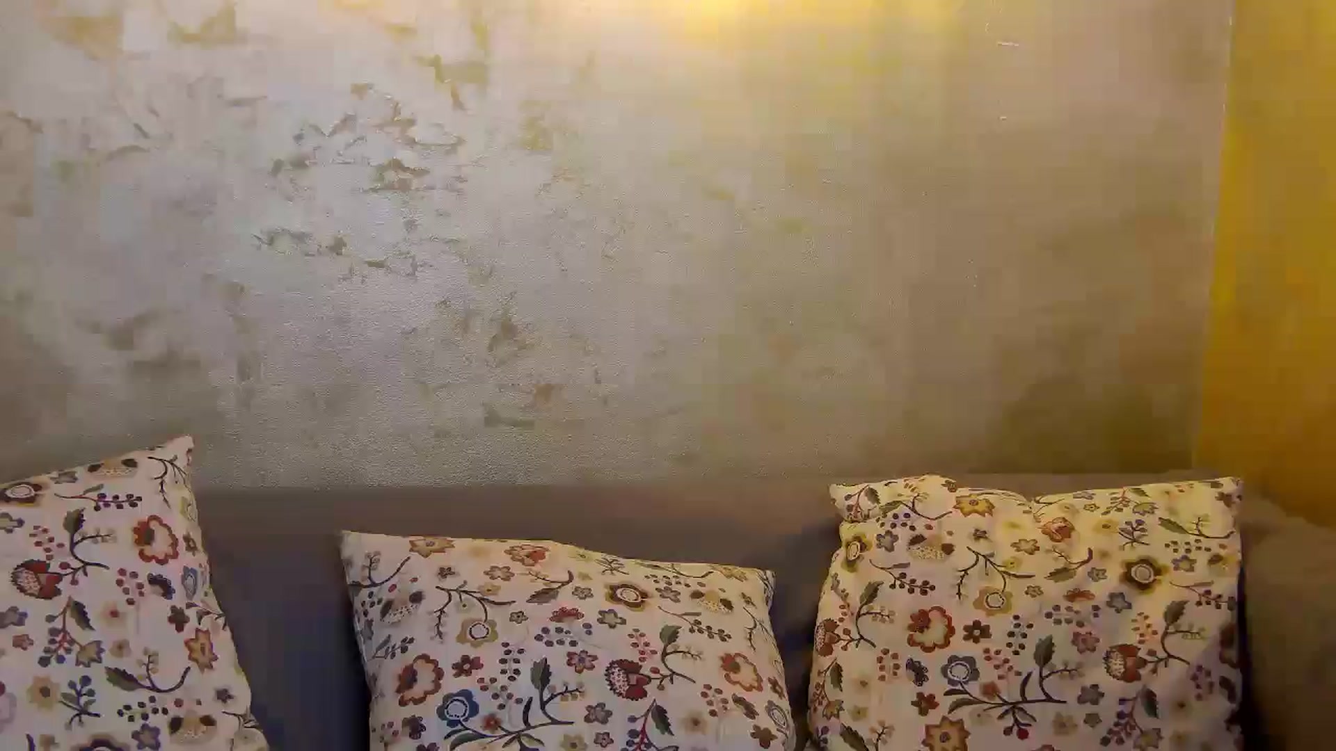 Gallery image thumbnail from Radiance's myfreecams stream on, 01/13/2025, 18:06 image 19 of 20