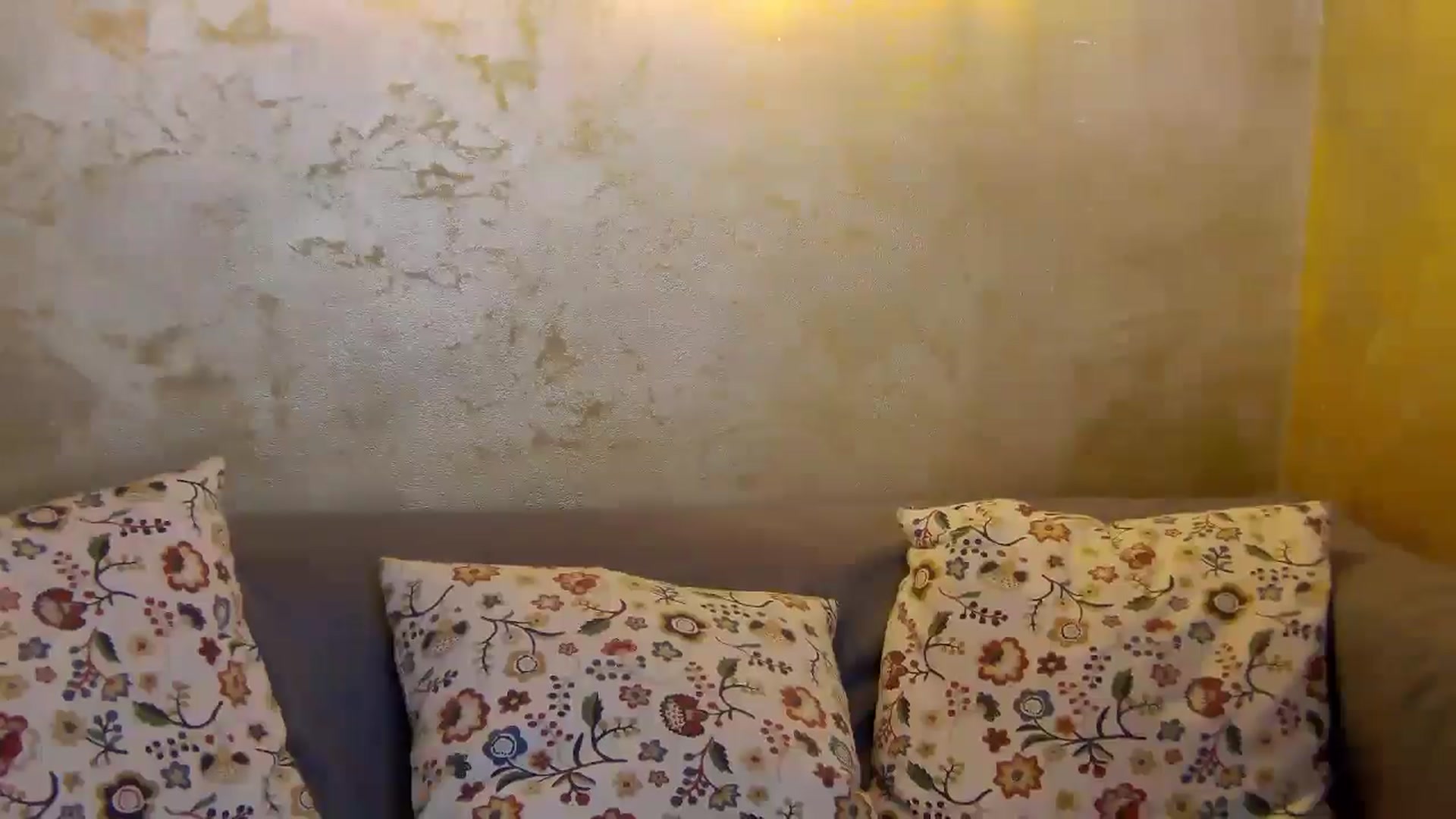 Gallery image thumbnail from Radiance's myfreecams stream on, 01/13/2025, 18:06 image 3 of 20
