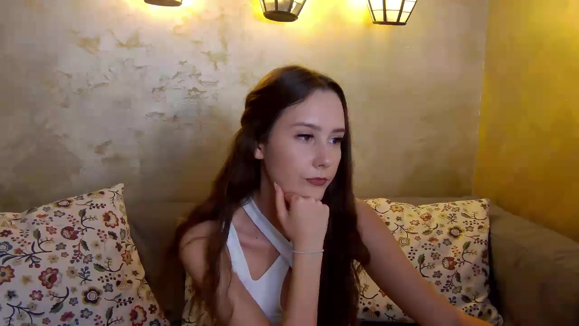 Gallery image thumbnail from Radiance's myfreecams stream on, 01/13/2025, 20:08 image 2 of 20