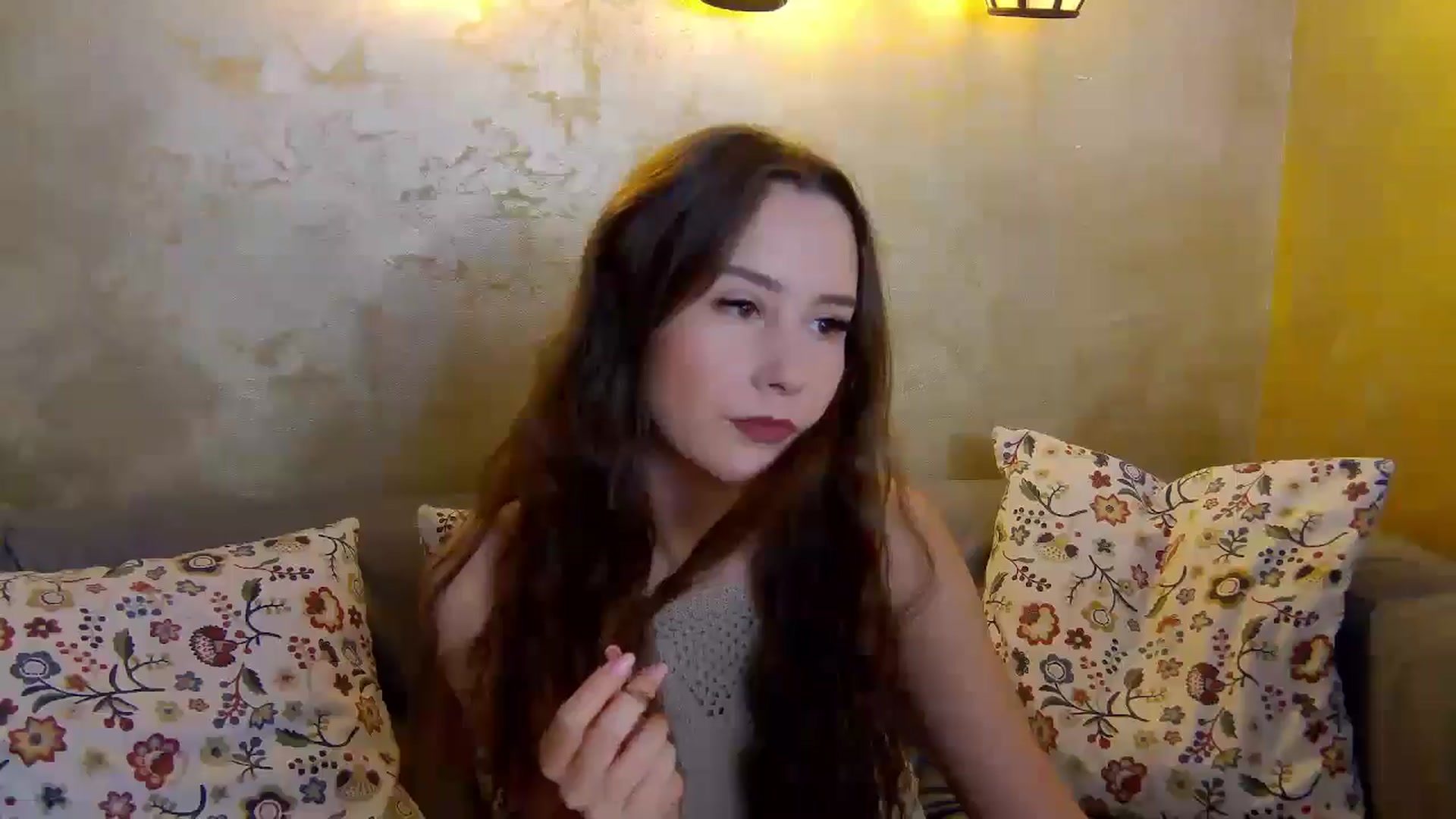 Gallery image thumbnail from Radiance's myfreecams stream on, 01/16/2025, 15:13 image 4 of 20