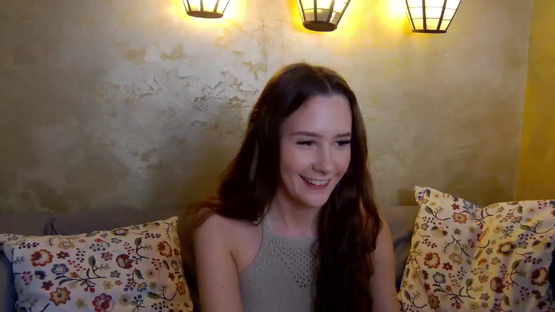 Gallery image thumbnail from Radiance's myfreecams stream on, 01/16/2025, 16:35 image 14 of 20