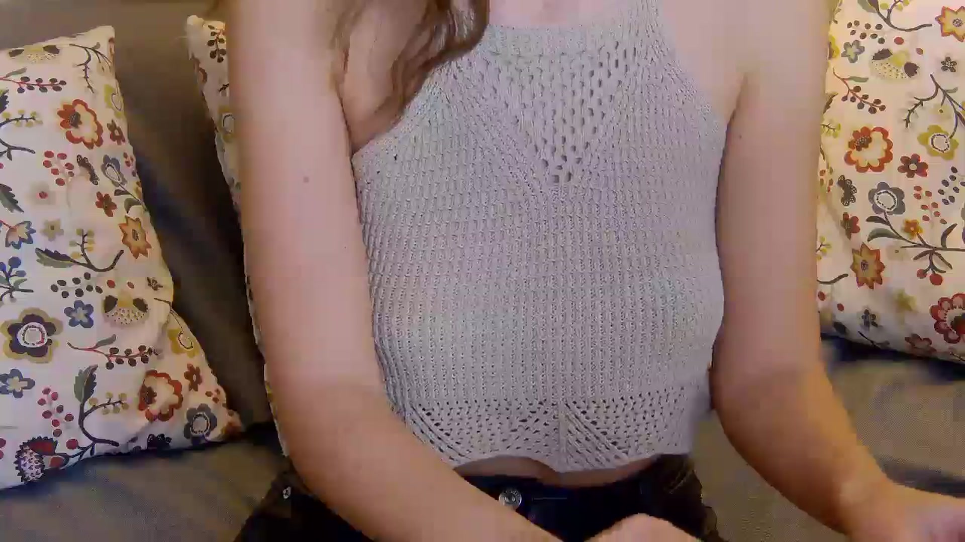 Gallery image thumbnail from Radiance's myfreecams stream on, 01/16/2025, 16:35 image 15 of 20