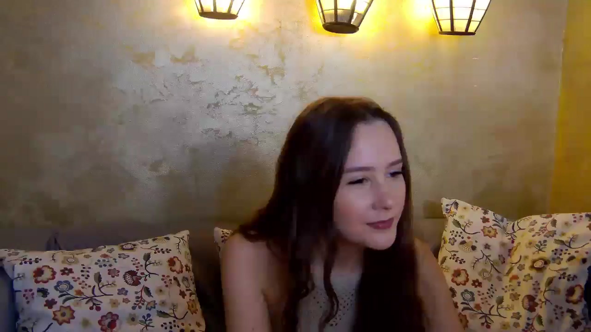Gallery image thumbnail from Radiance's myfreecams stream on, 01/16/2025, 16:35 image 13 of 20