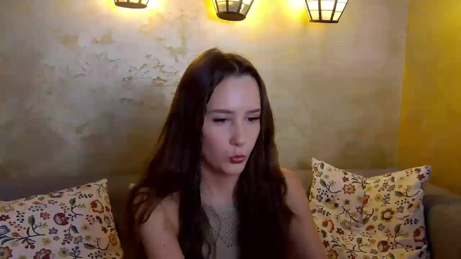 Gallery image thumbnail from Radiance's myfreecams stream on, 01/16/2025, 20:54 image 15 of 20