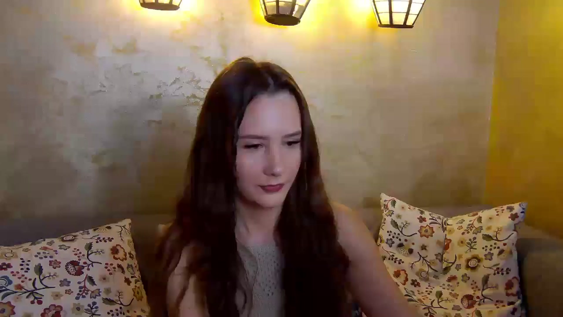 Gallery image thumbnail from Radiance's myfreecams stream on, 01/16/2025, 20:54 image 17 of 20