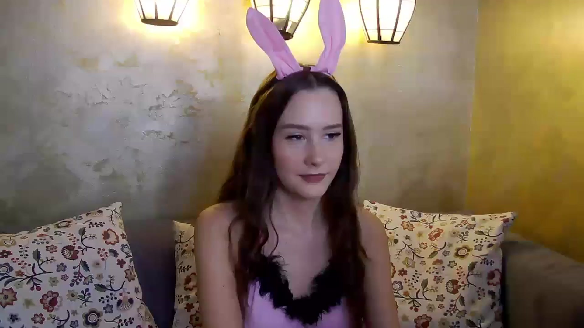 Gallery image thumbnail from Radiance's myfreecams stream on, 01/17/2025, 15:38 image 2 of 20
