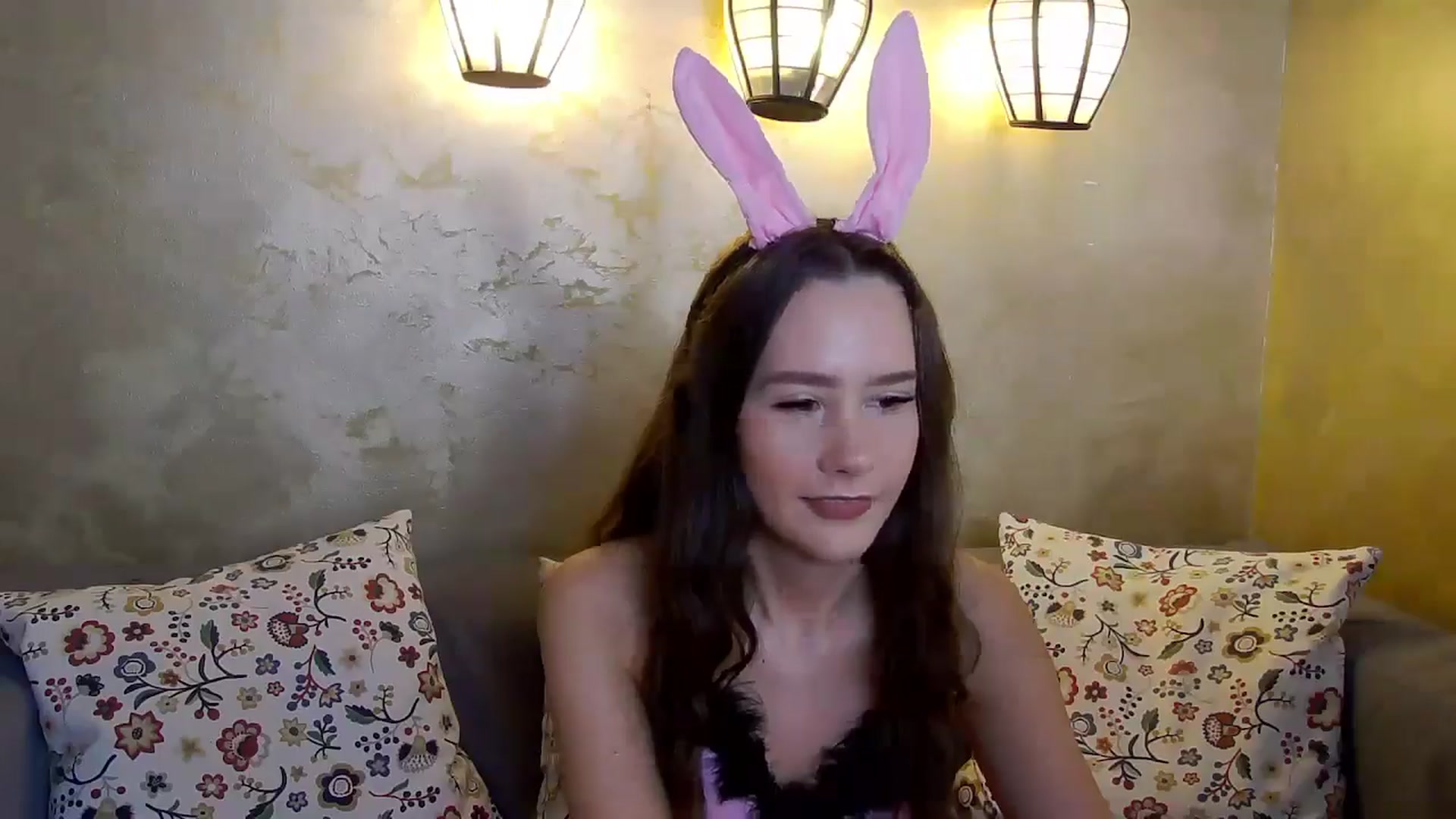 Gallery image thumbnail from Radiance's myfreecams stream on, 01/17/2025, 16:36 image 7 of 20