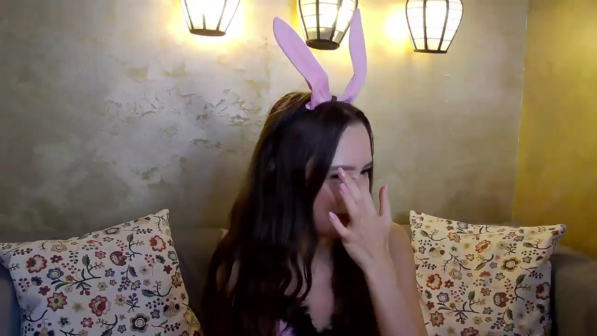 Gallery image thumbnail from Radiance's myfreecams stream on, 01/17/2025, 16:36 image 9 of 20