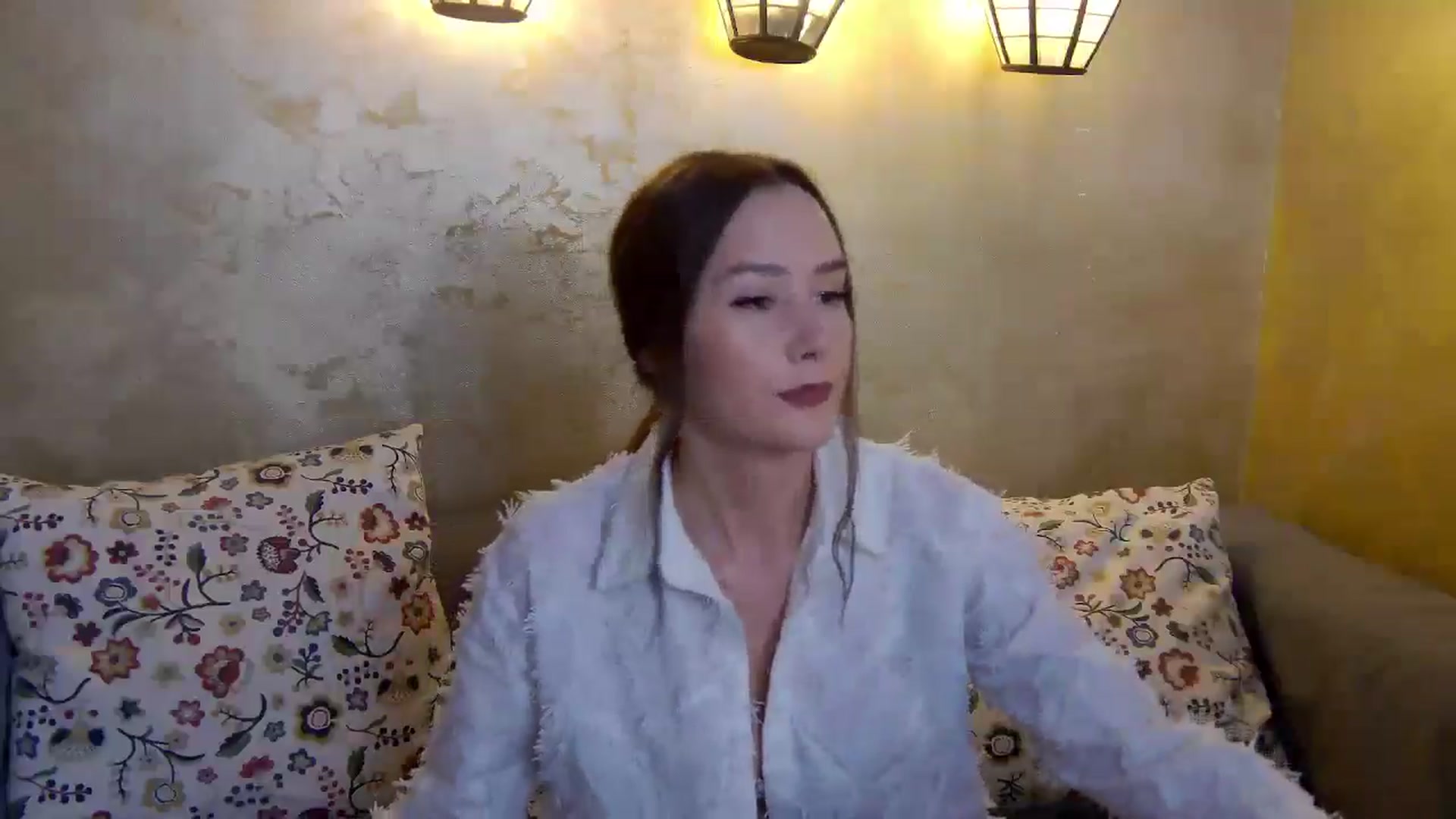 Gallery image thumbnail from Radiance's myfreecams stream on, 01/18/2025, 16:03 image 5 of 20