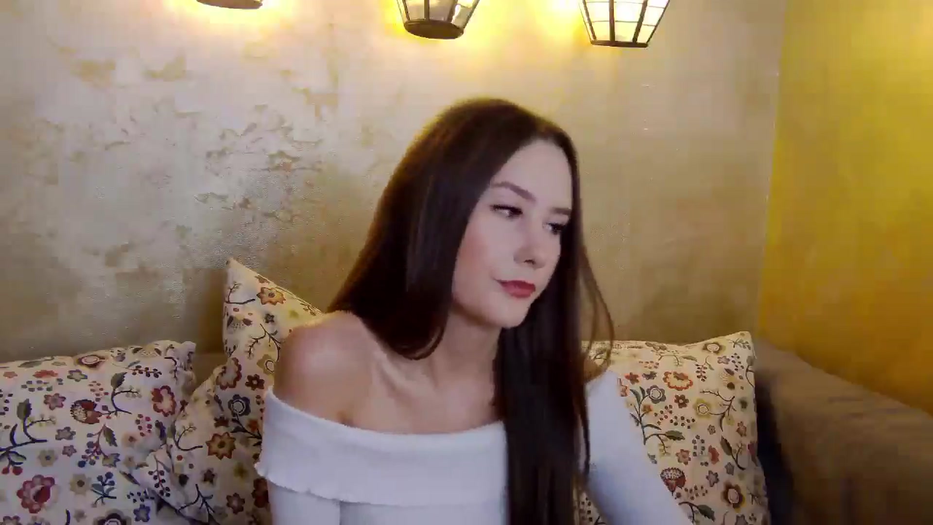 Gallery image thumbnail from Radiance's myfreecams stream on, 01/19/2025, 15:16 image 12 of 20