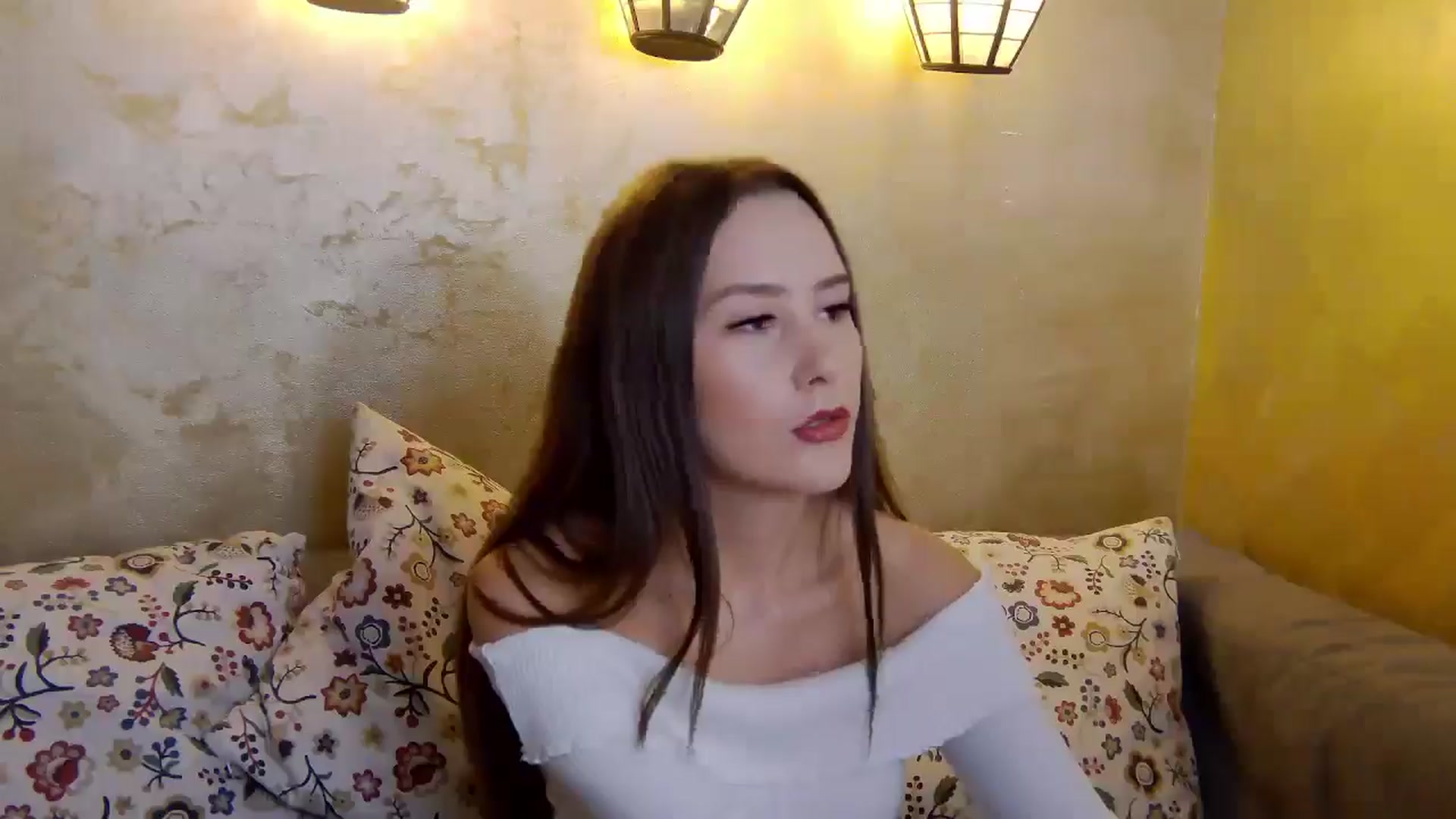 Gallery image thumbnail from Radiance's myfreecams stream on, 01/19/2025, 15:16 image 7 of 20