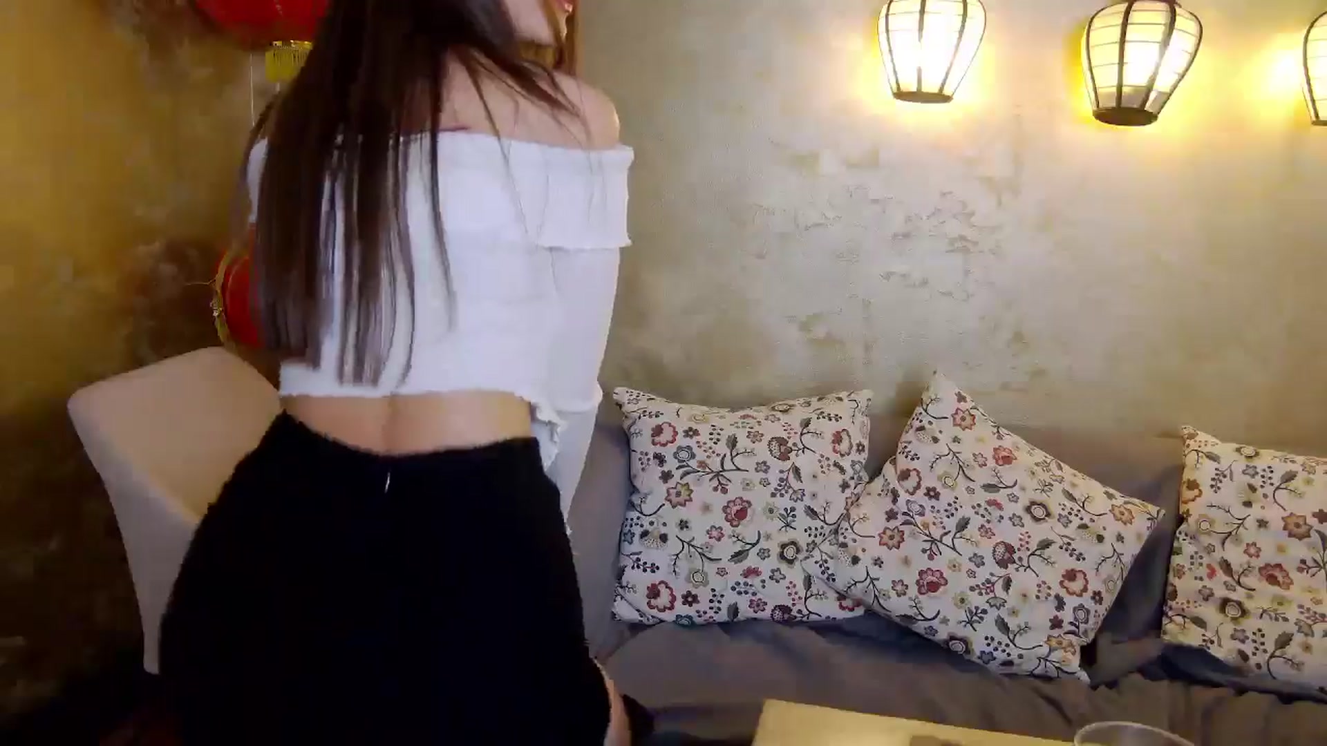 Gallery image thumbnail from Radiance's myfreecams stream on, 01/19/2025, 18:29 image 13 of 20