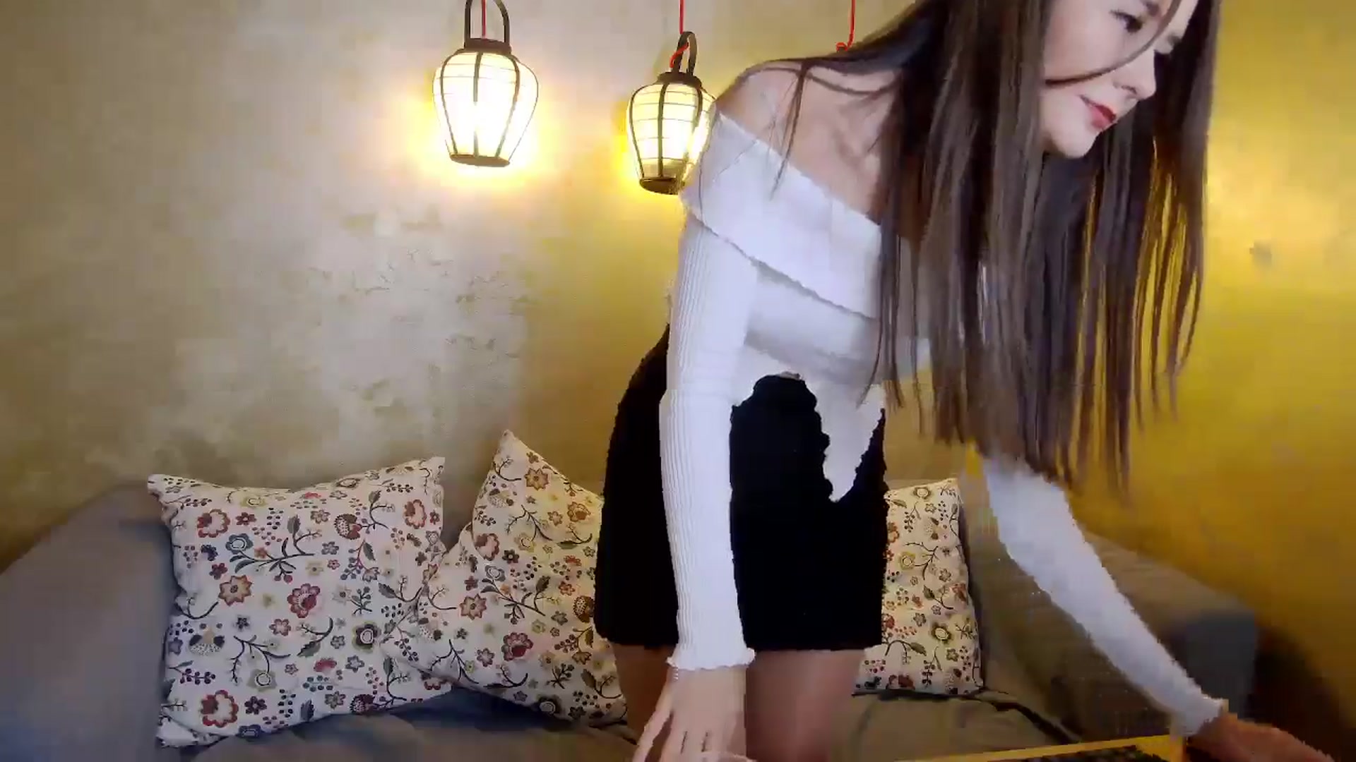 Gallery image thumbnail from Radiance's myfreecams stream on, 01/19/2025, 18:29 image 11 of 20