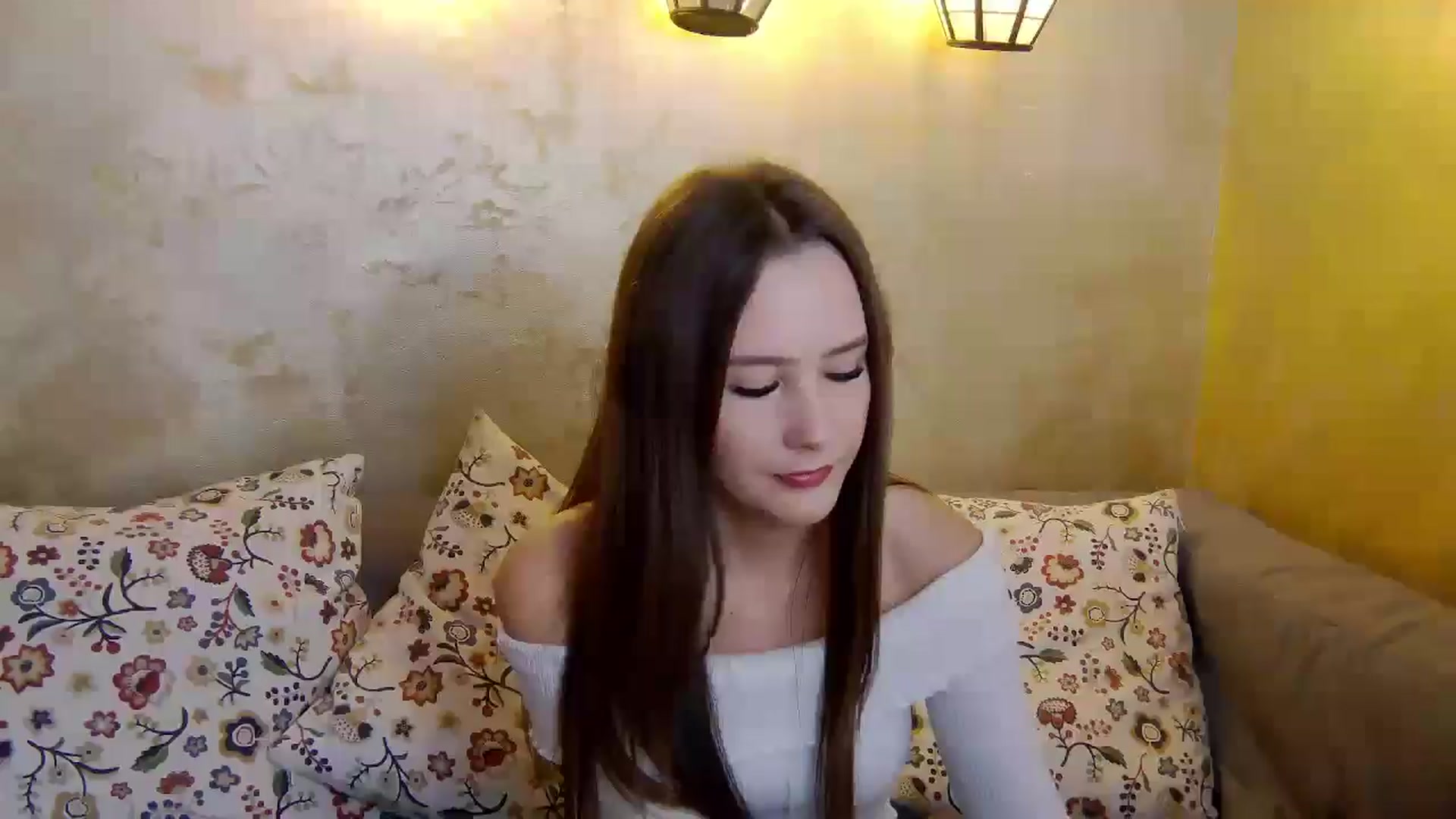 Gallery image thumbnail from Radiance's myfreecams stream on, 01/19/2025, 20:14 image 17 of 20