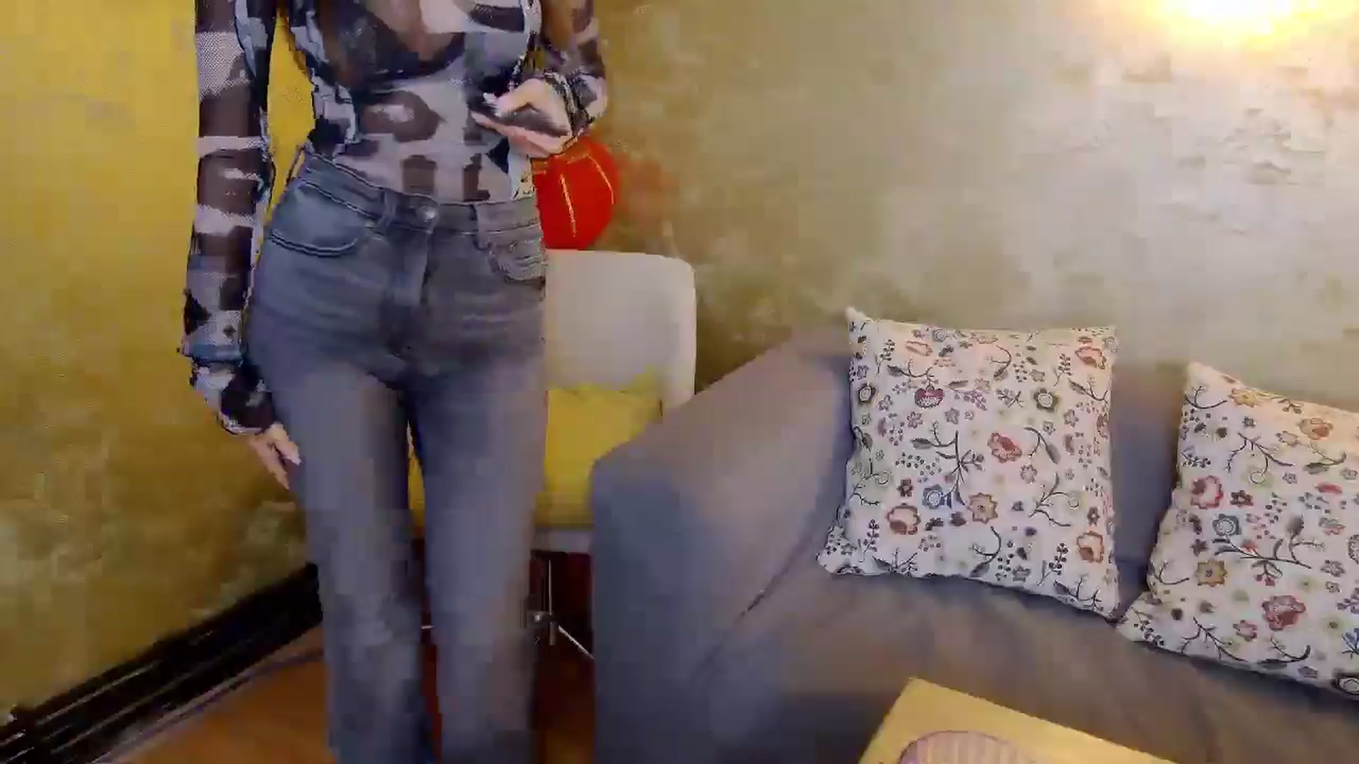Gallery image thumbnail from Radiance's myfreecams stream on, 01/21/2025, 15:10 image 13 of 20