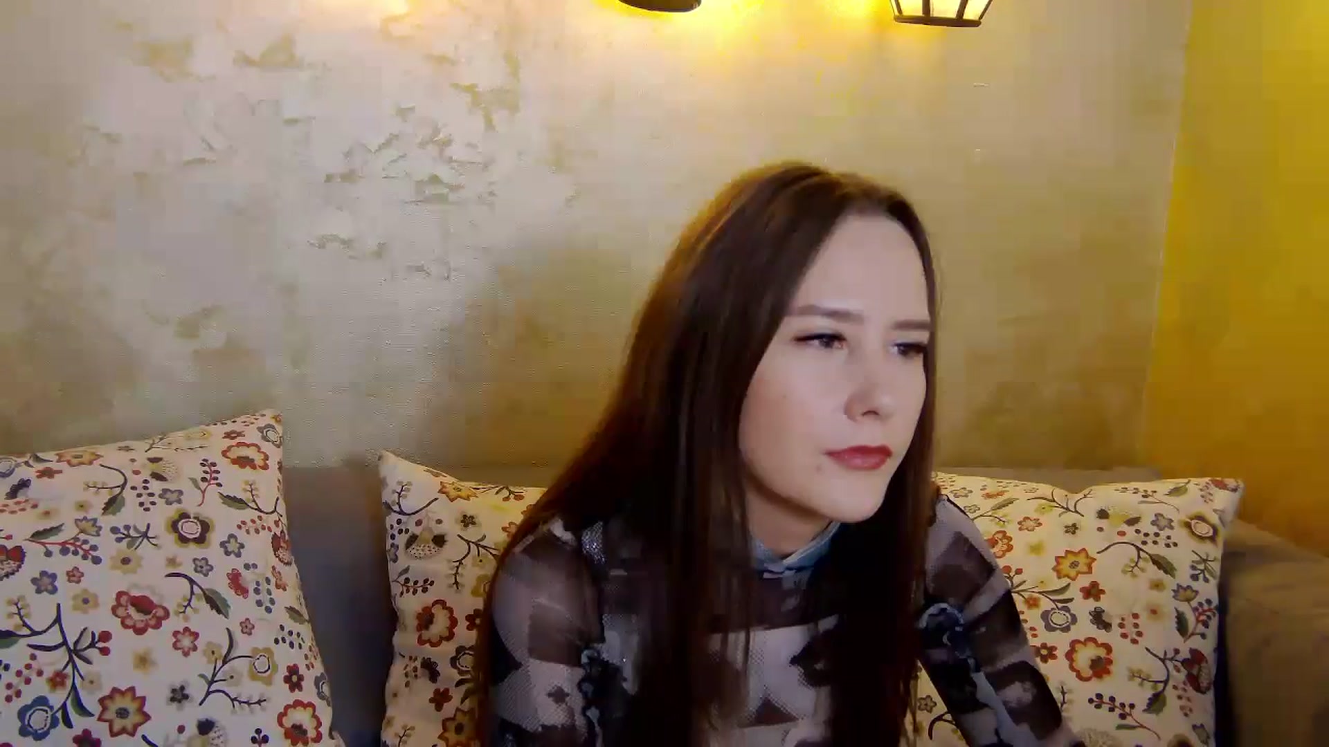 Gallery image thumbnail from Radiance's myfreecams stream on, 01/21/2025, 18:20 image 18 of 20