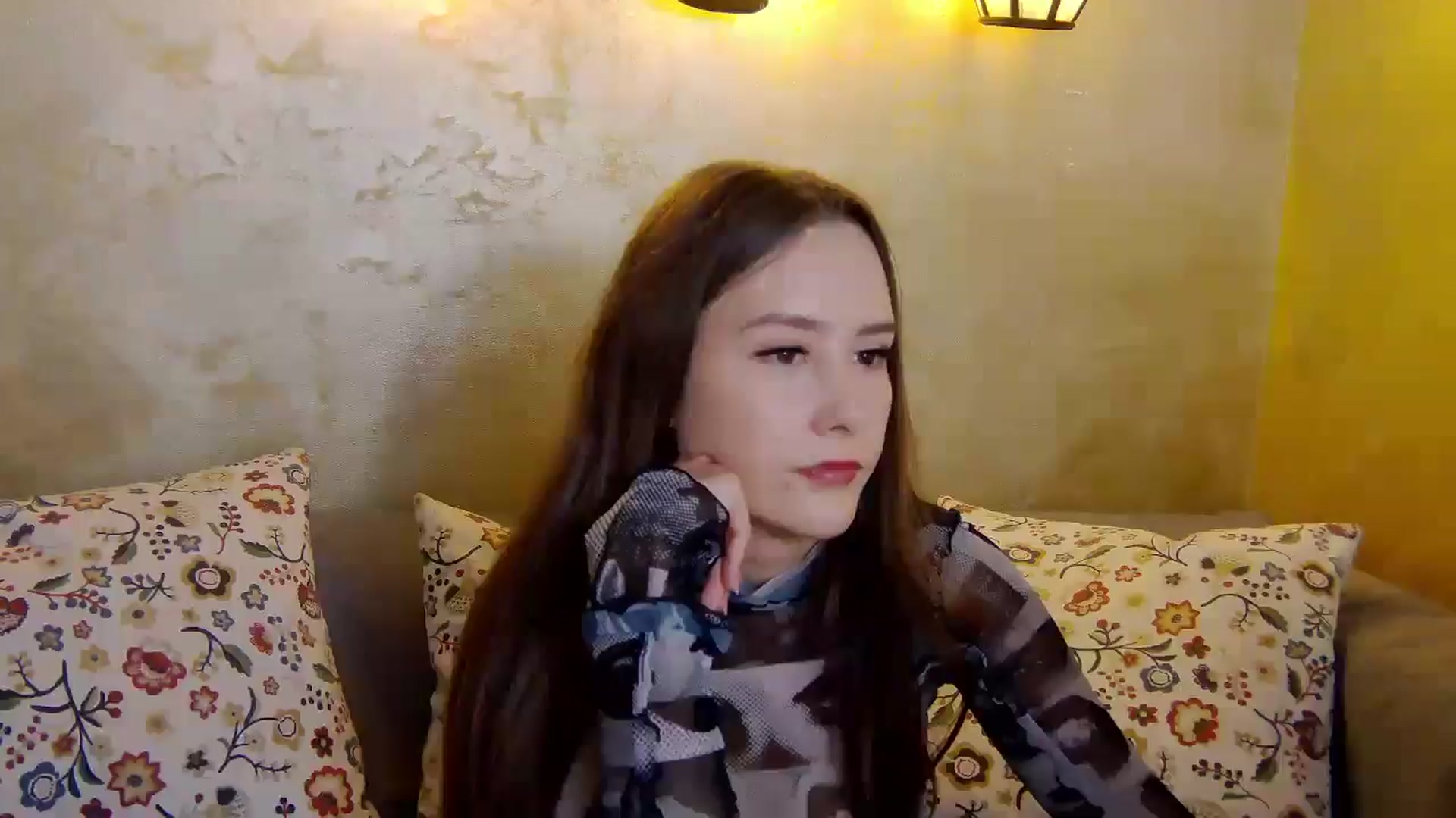 Gallery image thumbnail from Radiance's myfreecams stream on, 01/21/2025, 18:20 image 9 of 20