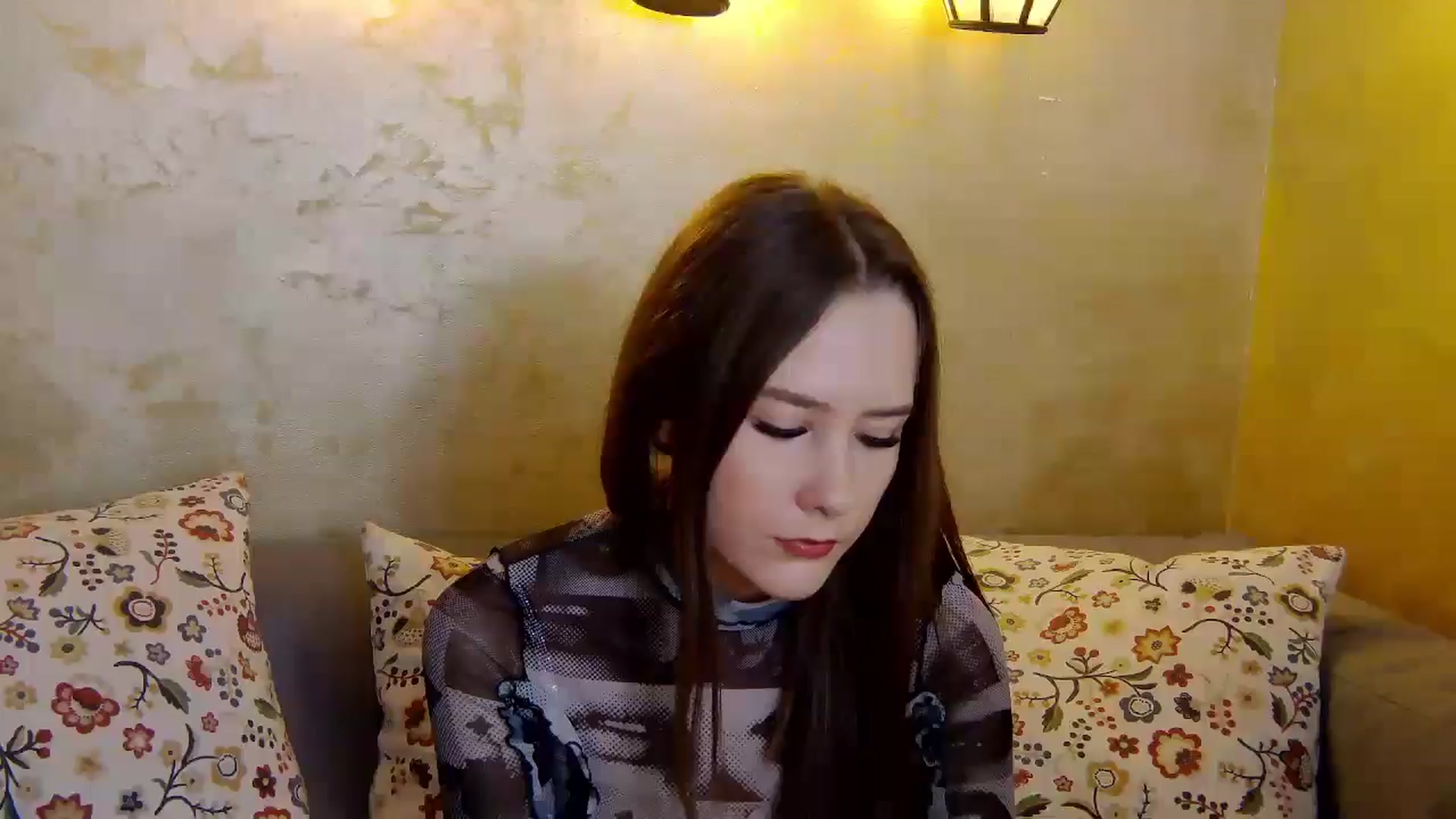 Gallery image thumbnail from Radiance's myfreecams stream on, 01/21/2025, 19:31 image 7 of 20