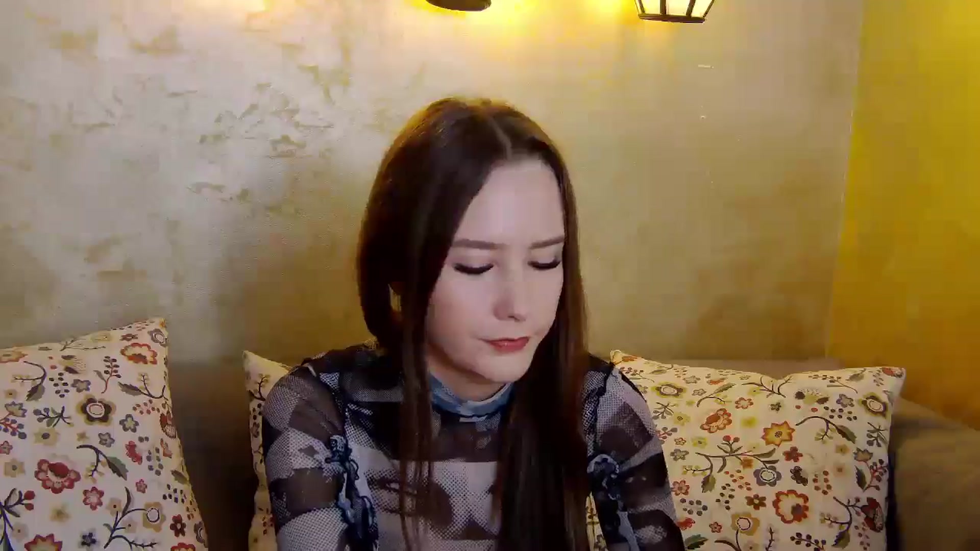 Gallery image thumbnail from Radiance's myfreecams stream on, 01/21/2025, 19:31 image 3 of 20