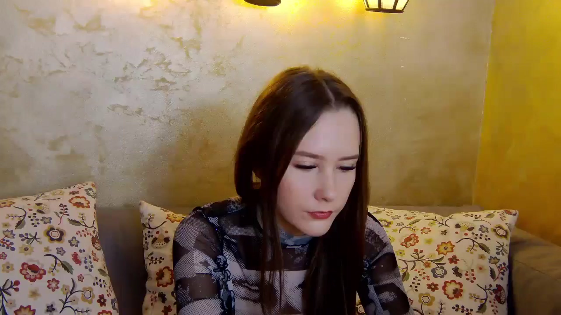 Gallery image thumbnail from Radiance's myfreecams stream on, 01/21/2025, 19:31 image 1 of 20