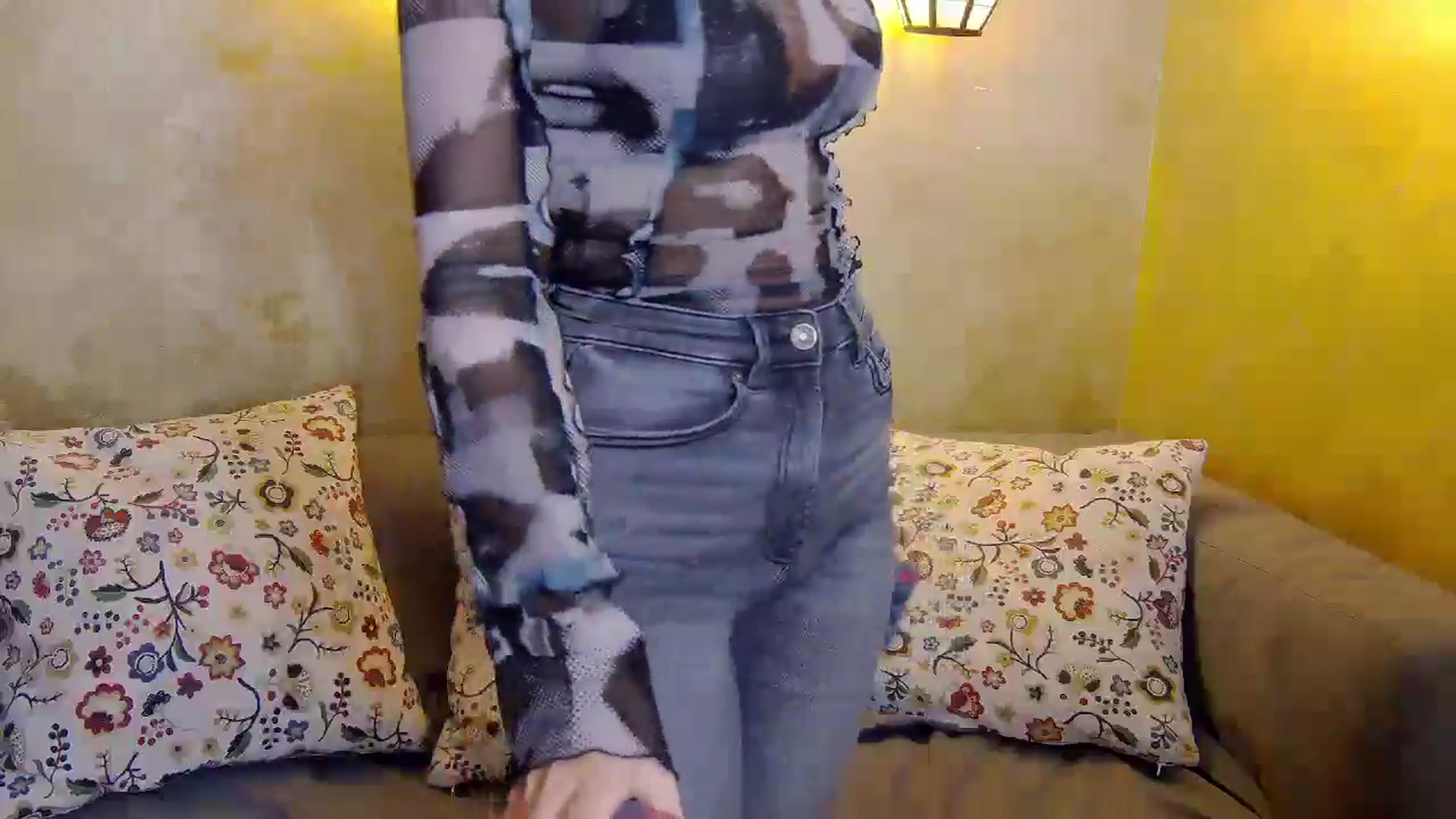 Gallery image thumbnail from Radiance's myfreecams stream on, 01/21/2025, 19:31 image 14 of 20