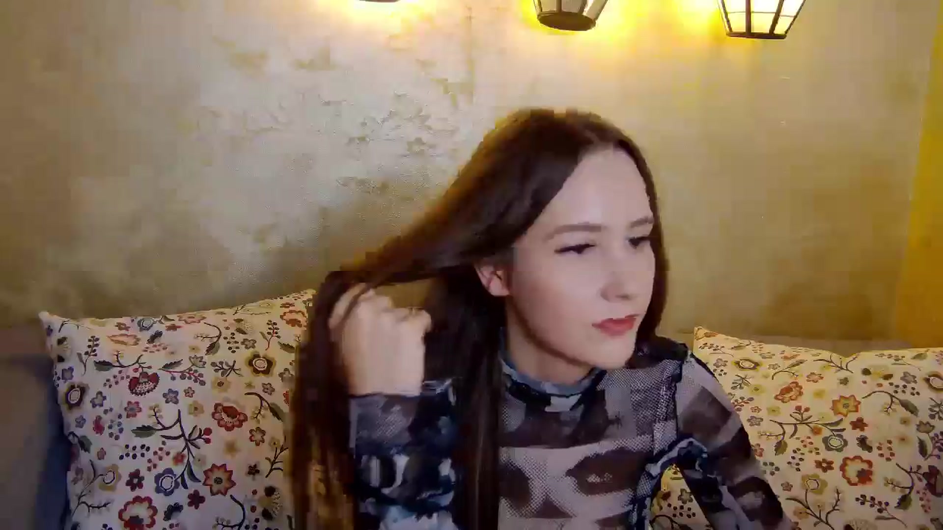 Gallery image thumbnail from Radiance's myfreecams stream on, 01/21/2025, 20:22 image 16 of 20